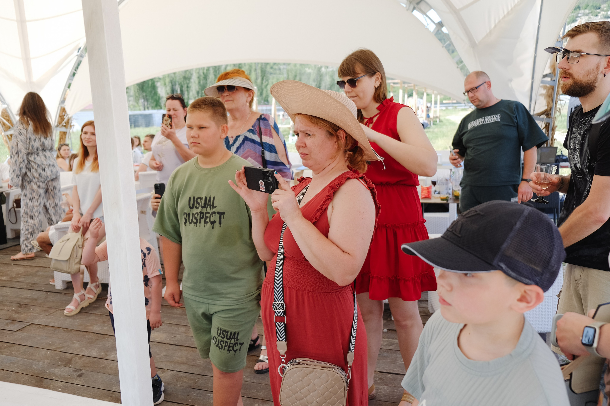 Репортаж на ферме. Профессиональная фотосъемка в Крыму. Натуральные эмоции и живые кадры. Забронируйте дату прямо сейчас!