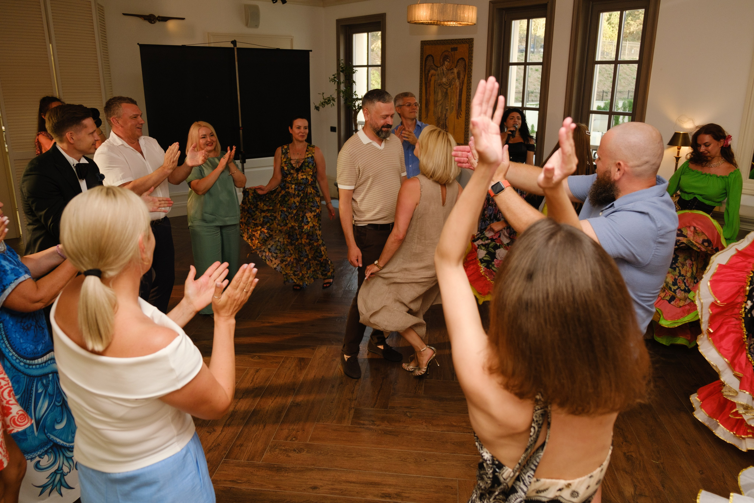 Фотограф на юбилей в Крыму | Съемка дня рождения | Илья Желдак. Профессиональная фотосъемка в Крыму. Натуральные эмоции и живые кадры. Забронируйте дату прямо сейчас!