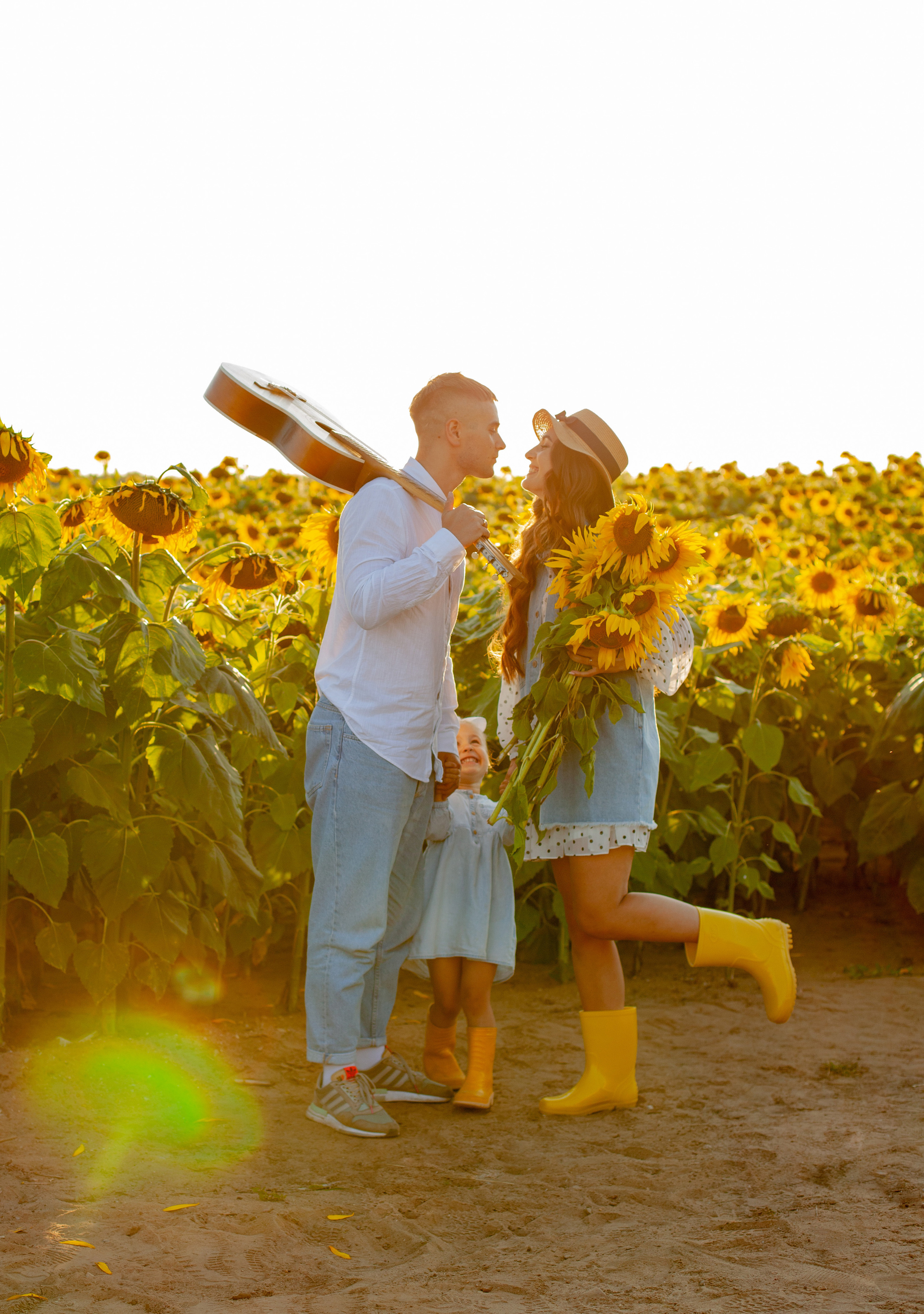 В цветочном поле. Портретный фотограф в Калининграде Алеся Раух