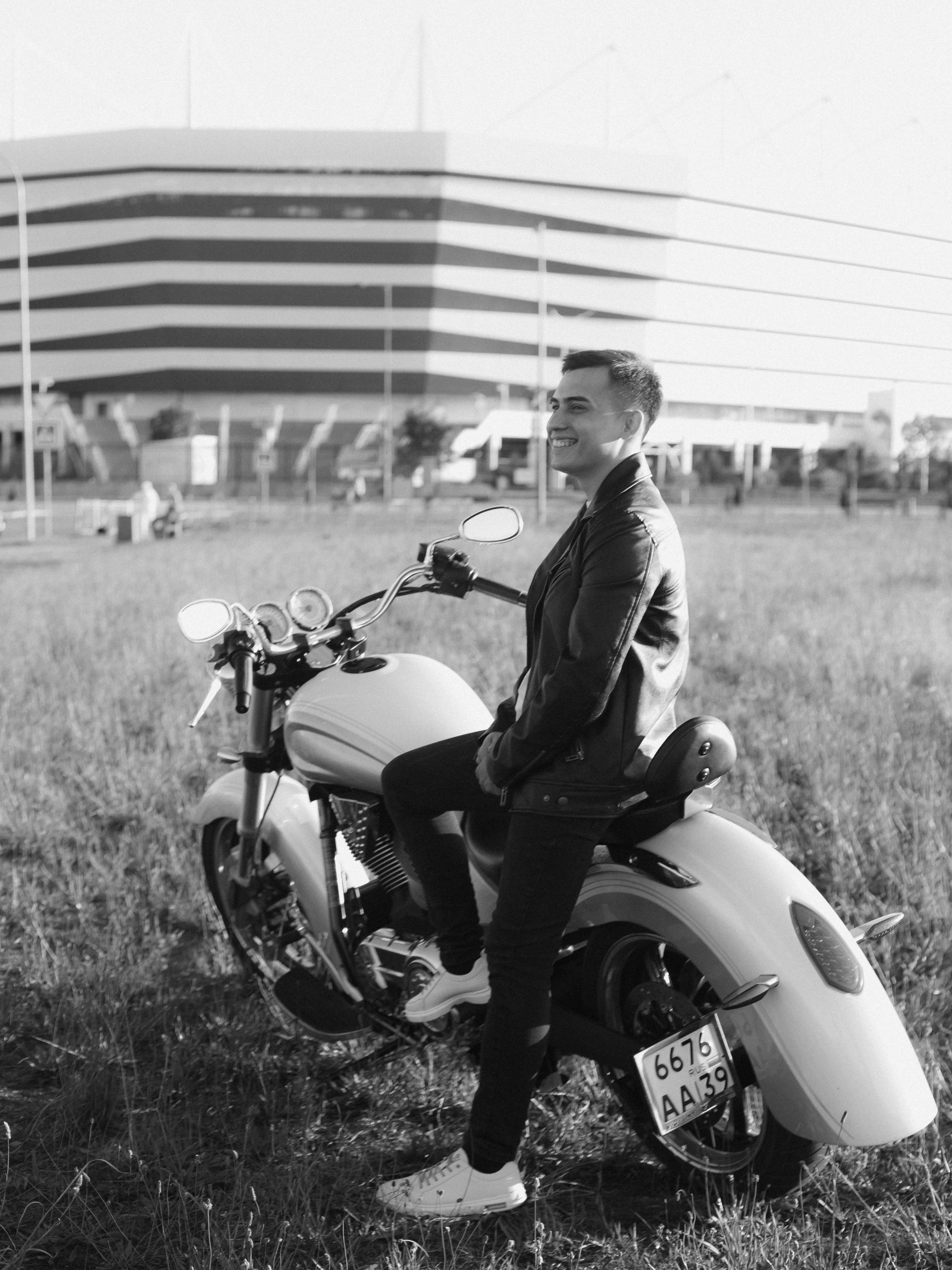 Мотоцикл. Скорость. Молодость. Портретный фотограф в Калининграде Алеся Раух