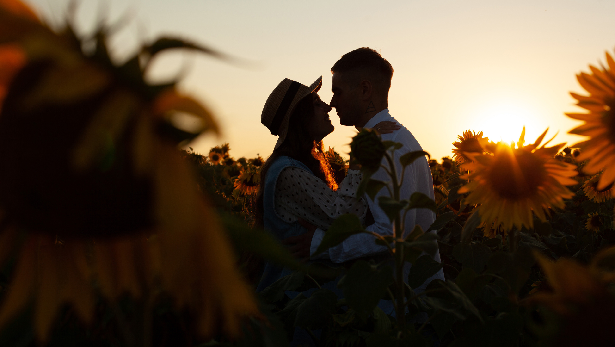 В цветочном поле. Портретный фотограф в Калининграде Алеся Раух