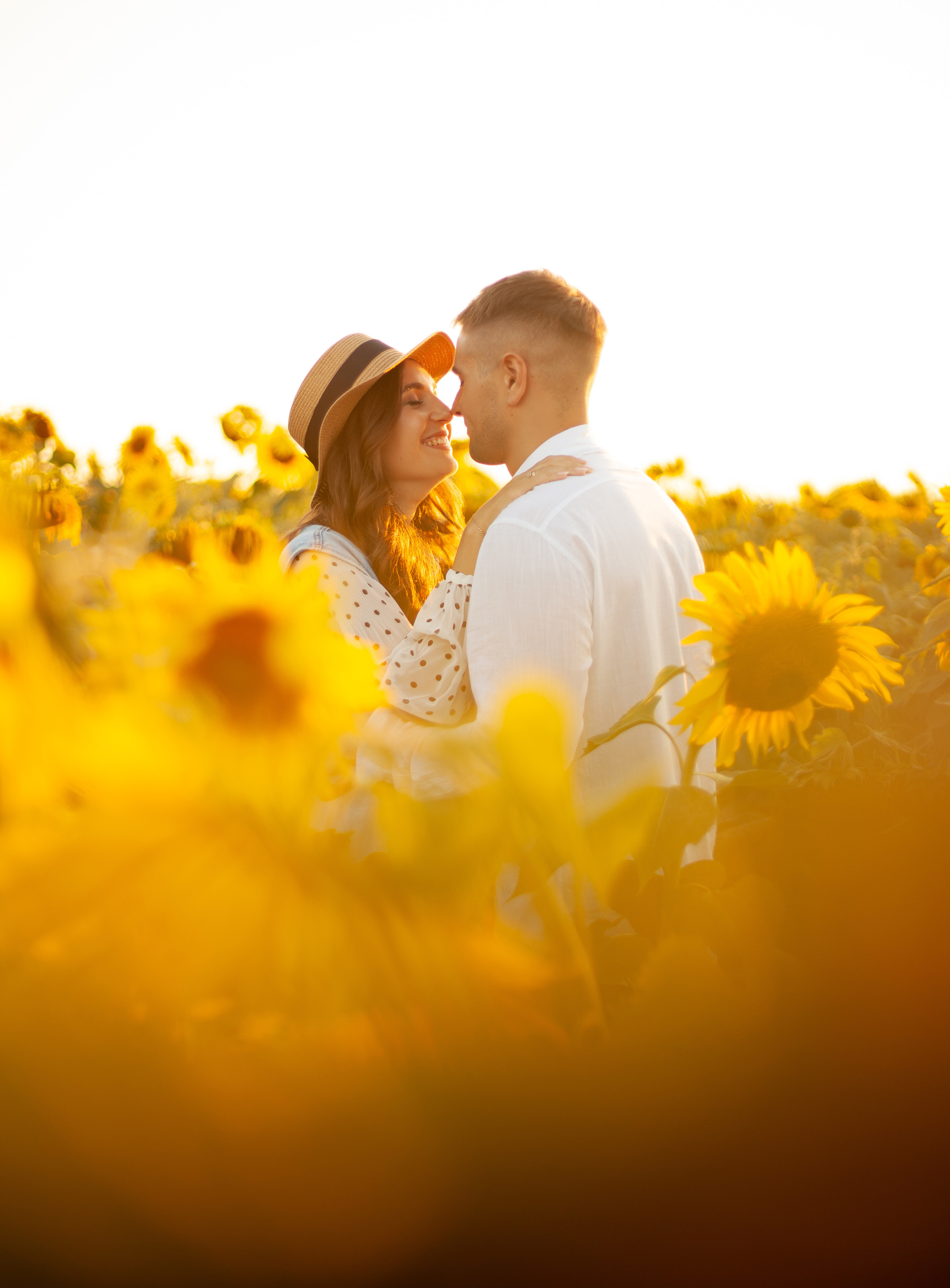 В цветочном поле. Портретный фотограф в Калининграде Алеся Раух