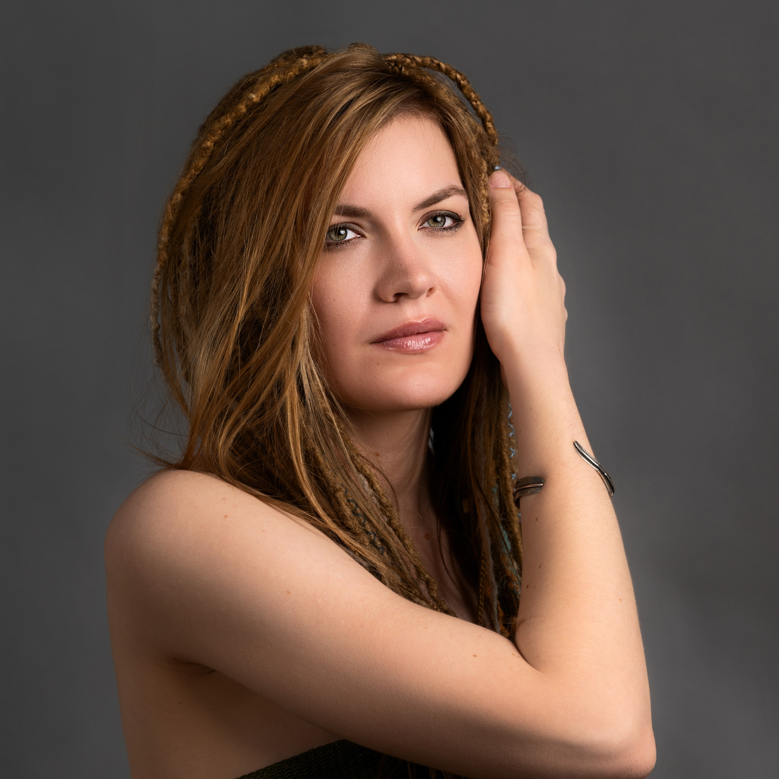 Фотосъёмка девушки в этническом образе