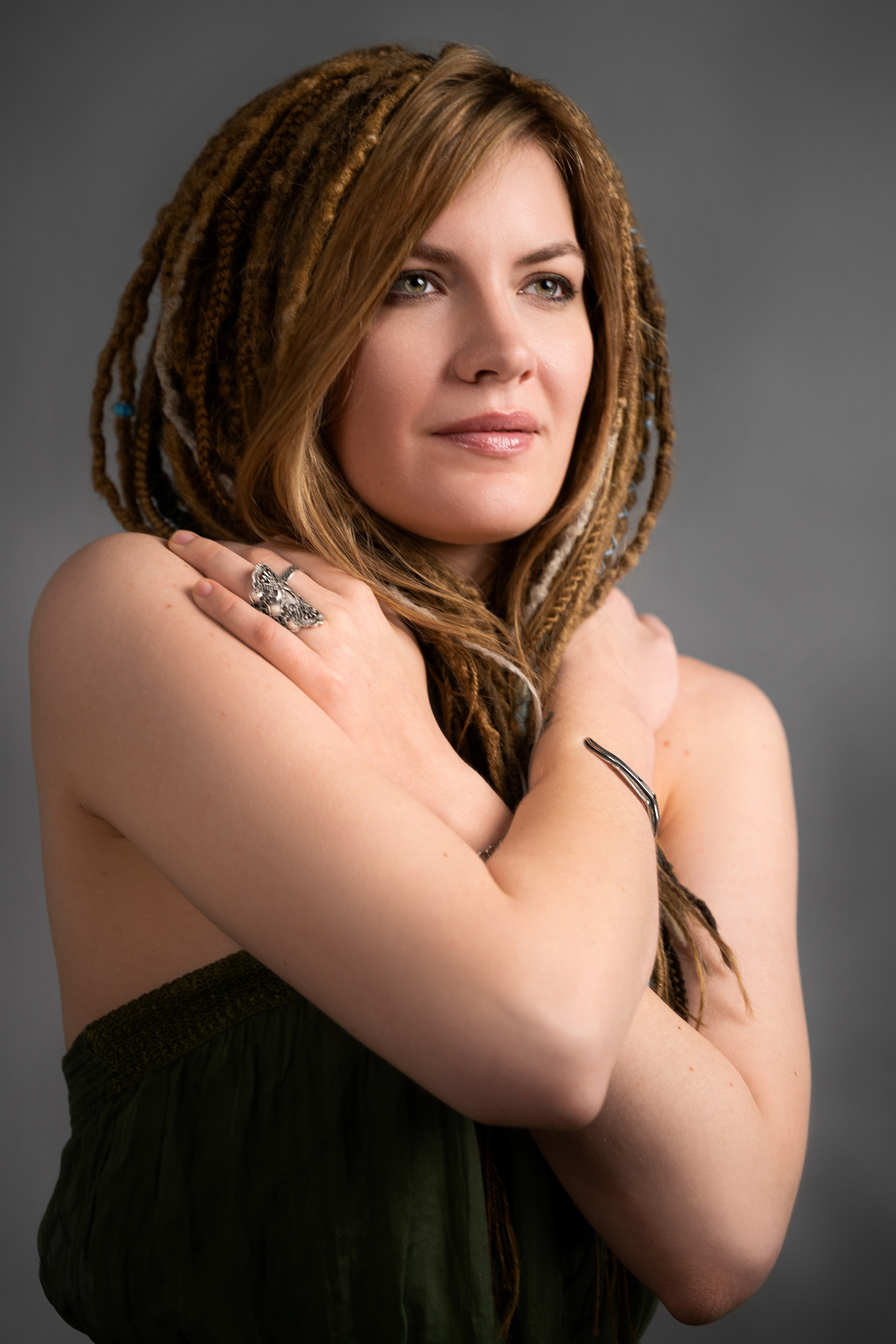 Фотосъёмка девушки в этническом образе