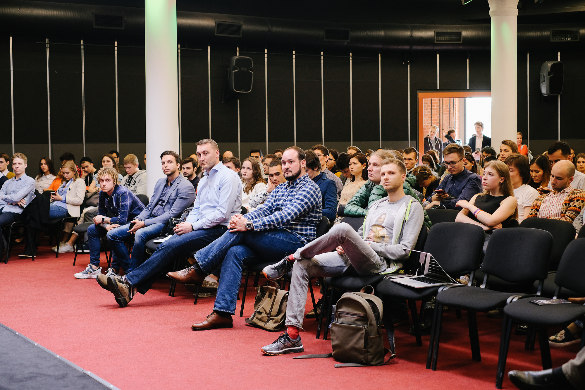Ted Talks на Красном Октябре. Портретный и репортажный фотограф в Москве Олеся Лисарк