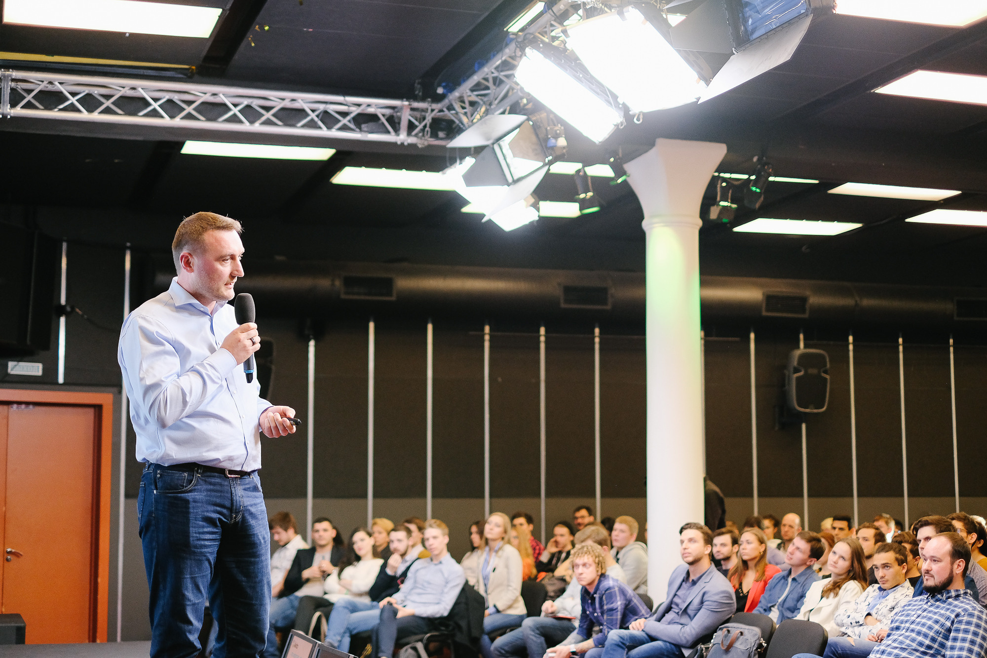Ted Talks на Красном Октябре. Портретный и репортажный фотограф в Москве Олеся Лисарк