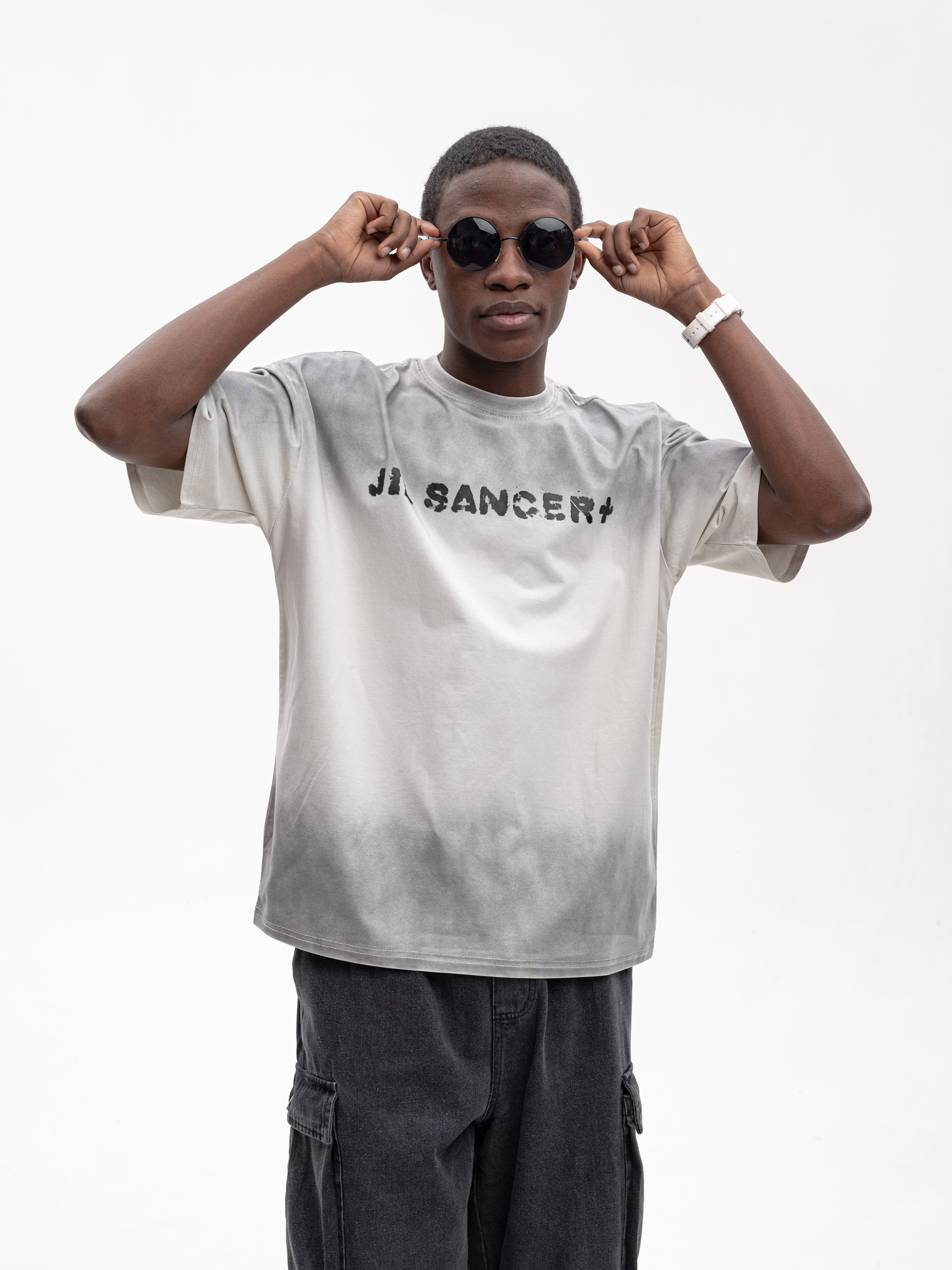 Подростковые вещи. Предметный фотограф, фото для маркетплейсов Пятигорск, КМВ