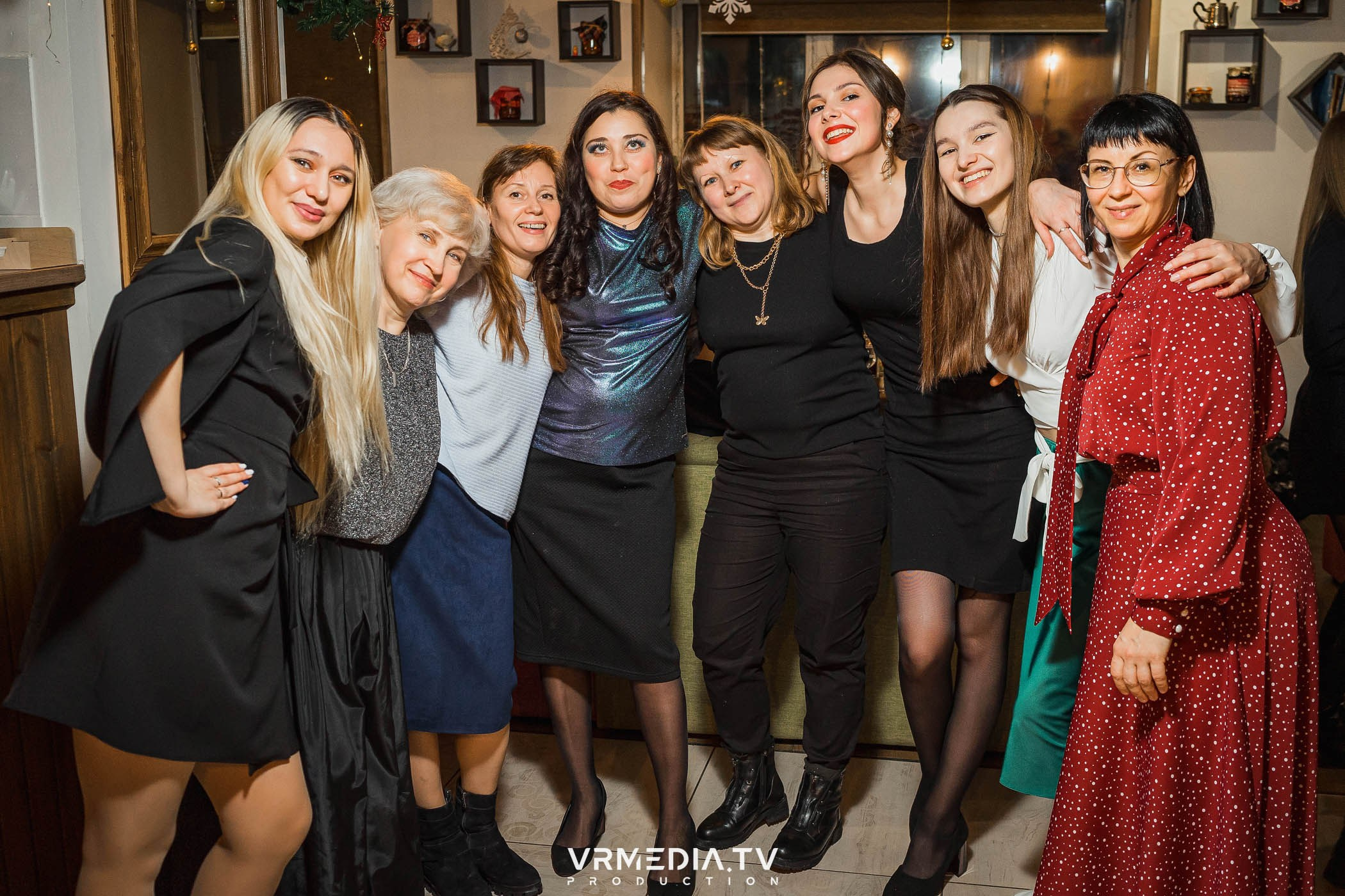 Новогодний вечер в кафе «кАмпот»