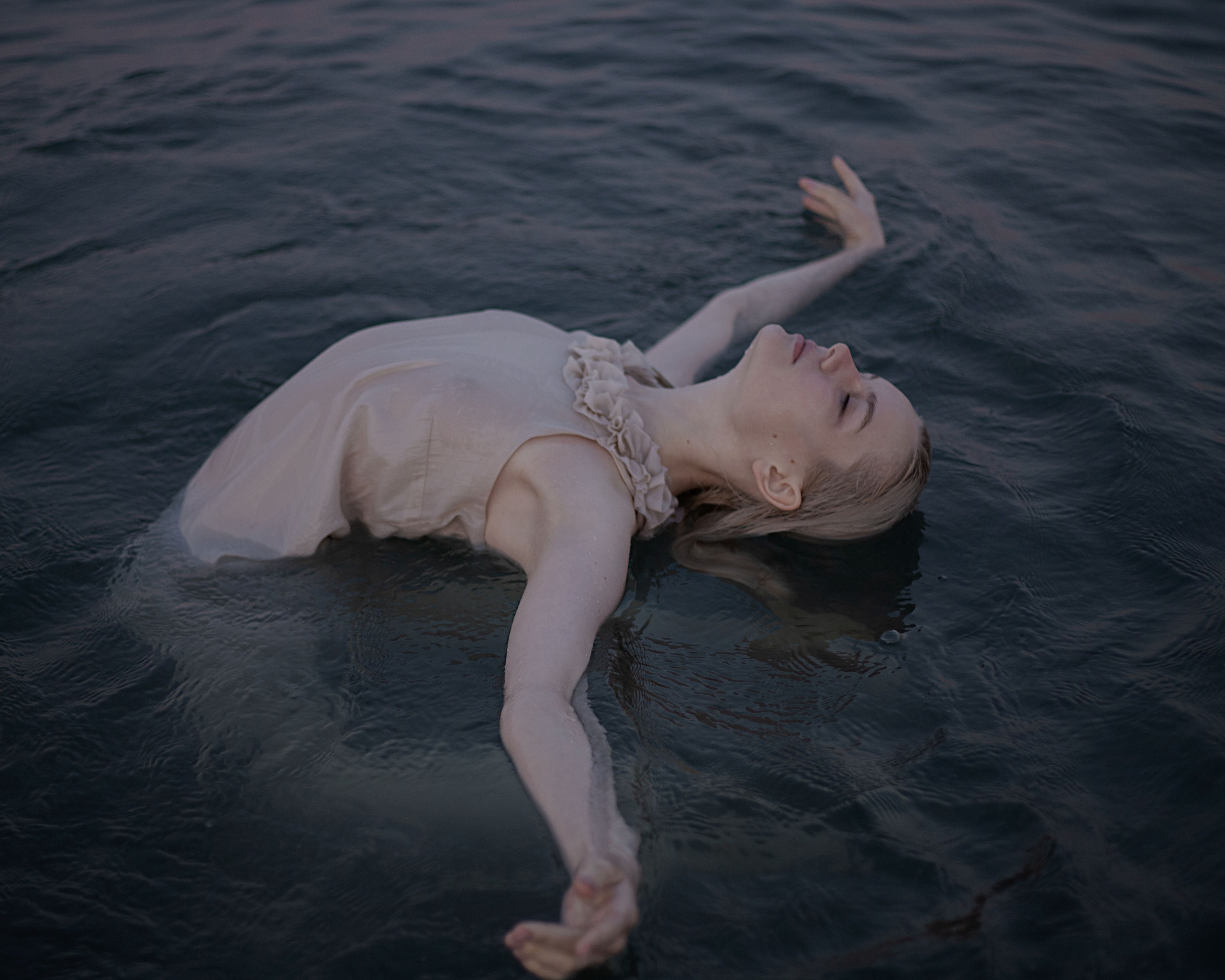 Woman portrait. Святослав Лебедев | Рекламный фотограф — Коммерческая съемка, Арт-дирекшн, AI-интеграция