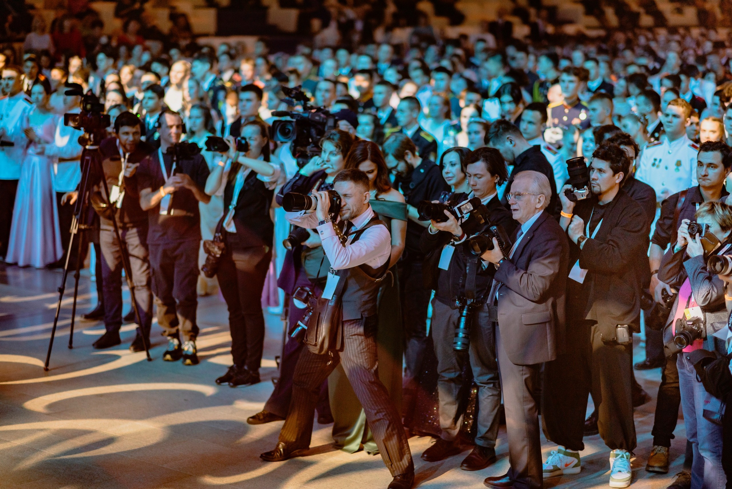 VIII «Международный Кремлёвский Благотворительный Кадетский Бал». Рекламный, предметный, репортажный, семейный фотограф и художник в Москве