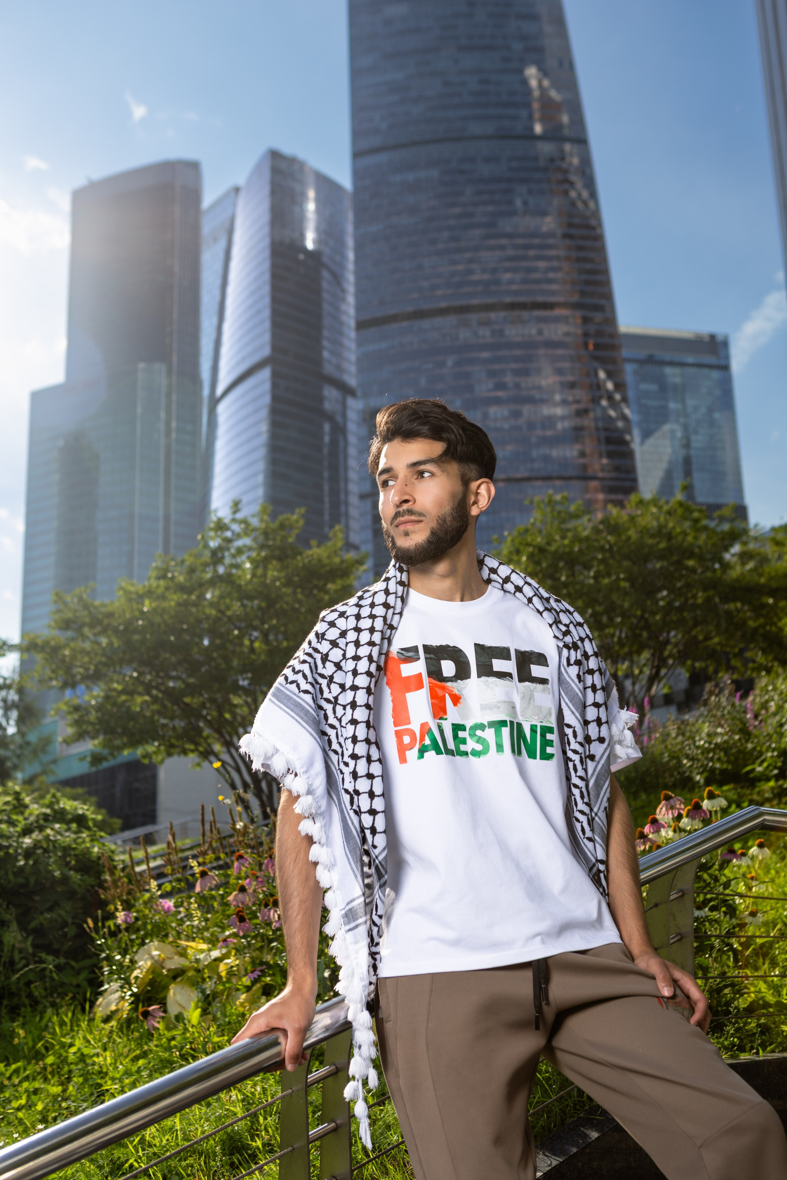 Olive Flstn. Рекламный, предметный, репортажный, семейный фотограф и художник в Москве