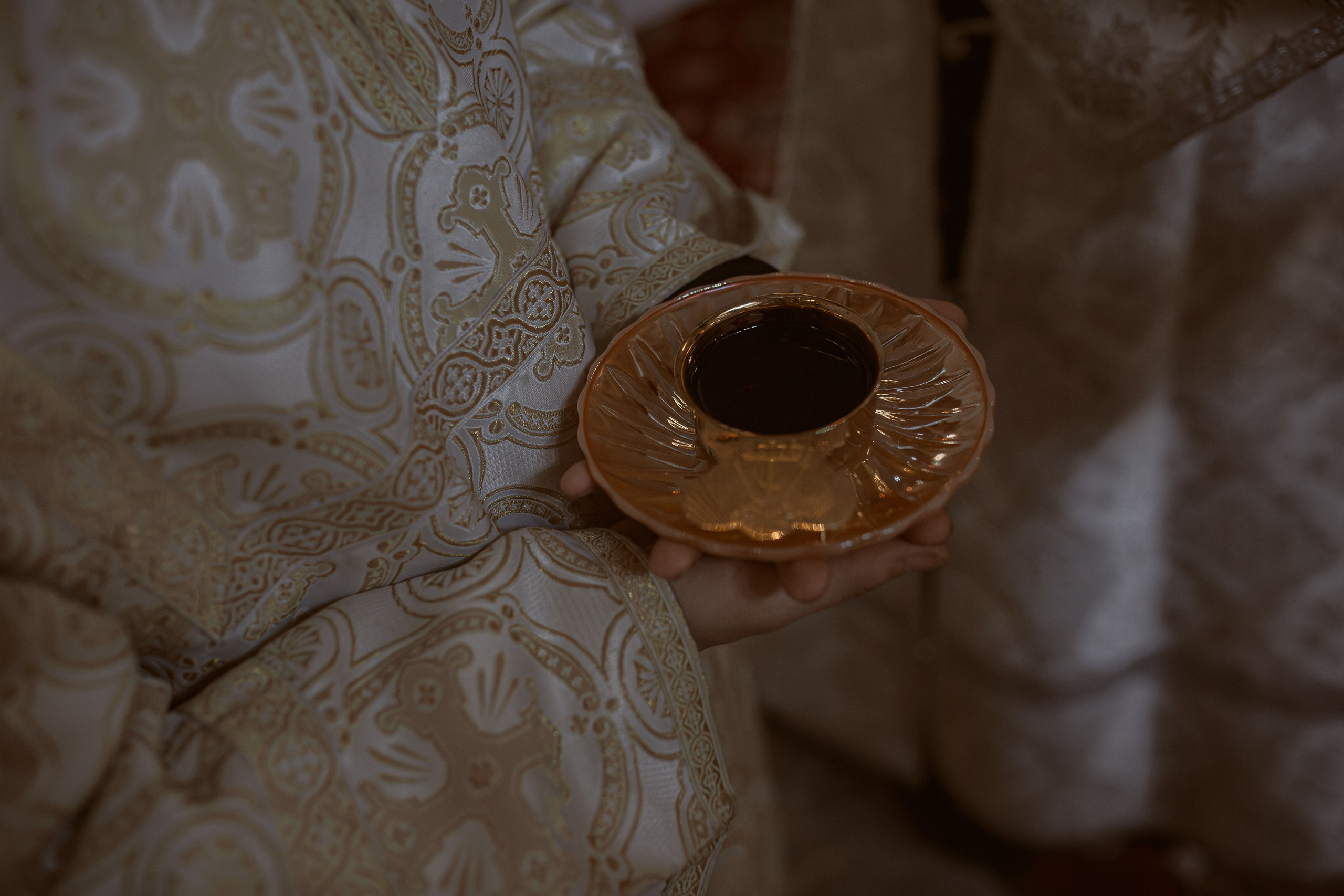 чаша вина на венчании в Ташкенте