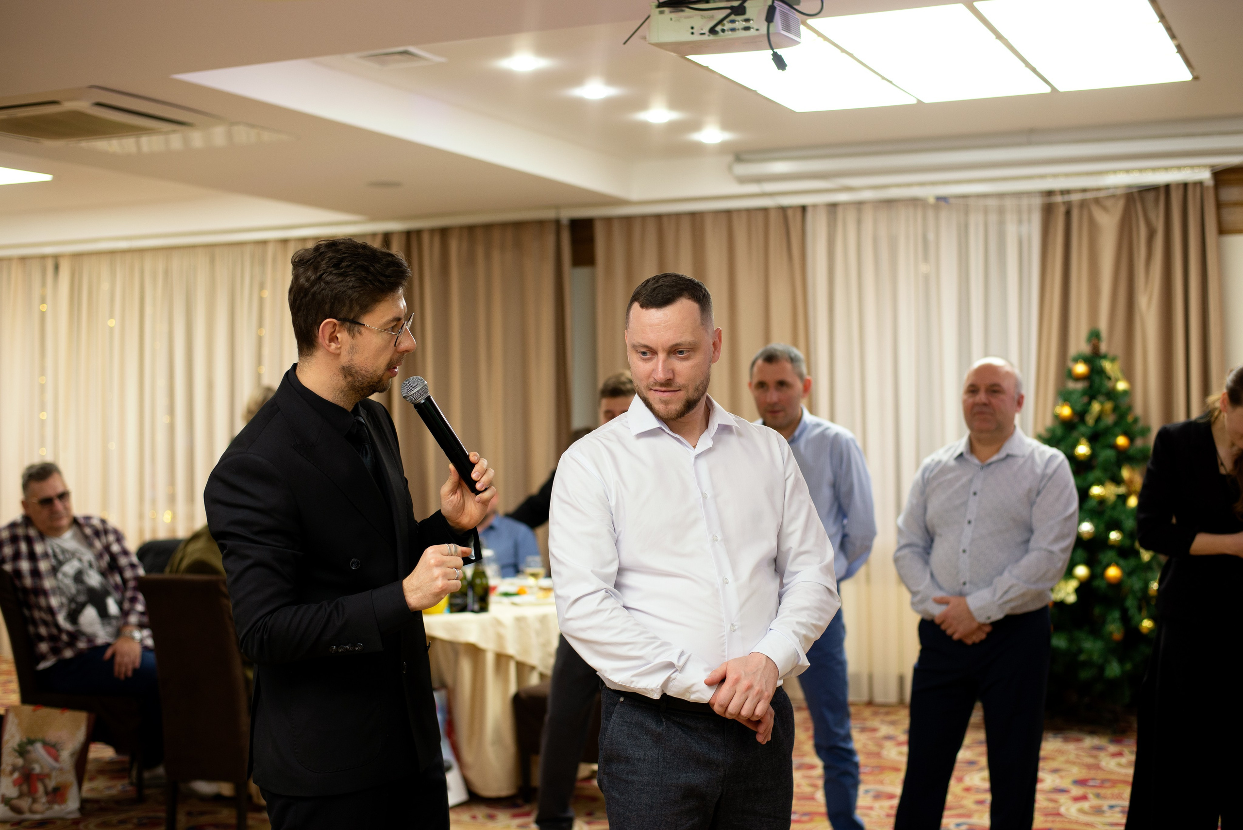 Свадьба и банкеты. Дина — ваш фотограф в Коломне и Москве. Живые портреты, любимые люди, важные события. Всё, что хочется помнить