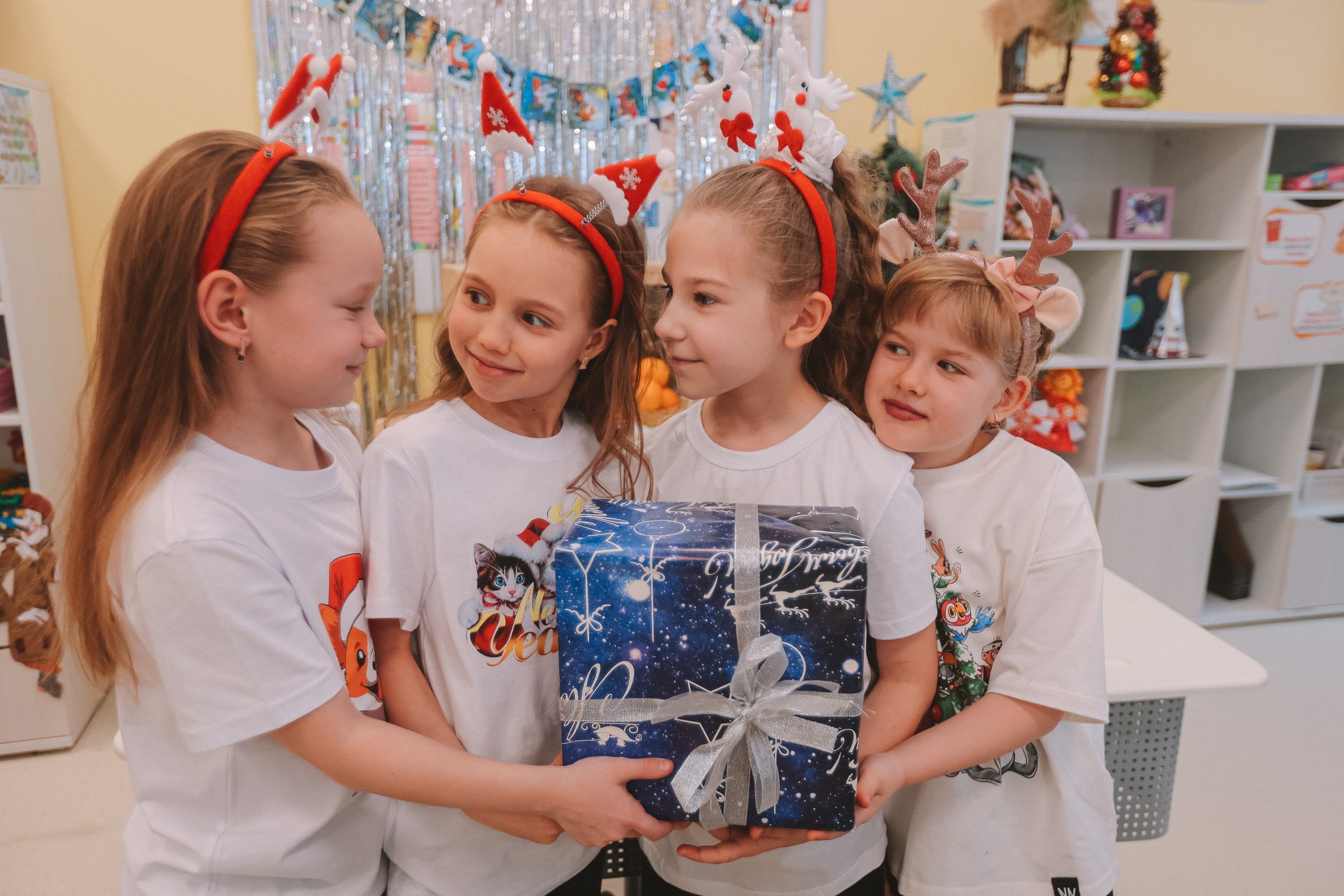 Новогодняя в школе 2 класс. Семейный фотограф Тюмень, фотограф на роды Салмина Мария