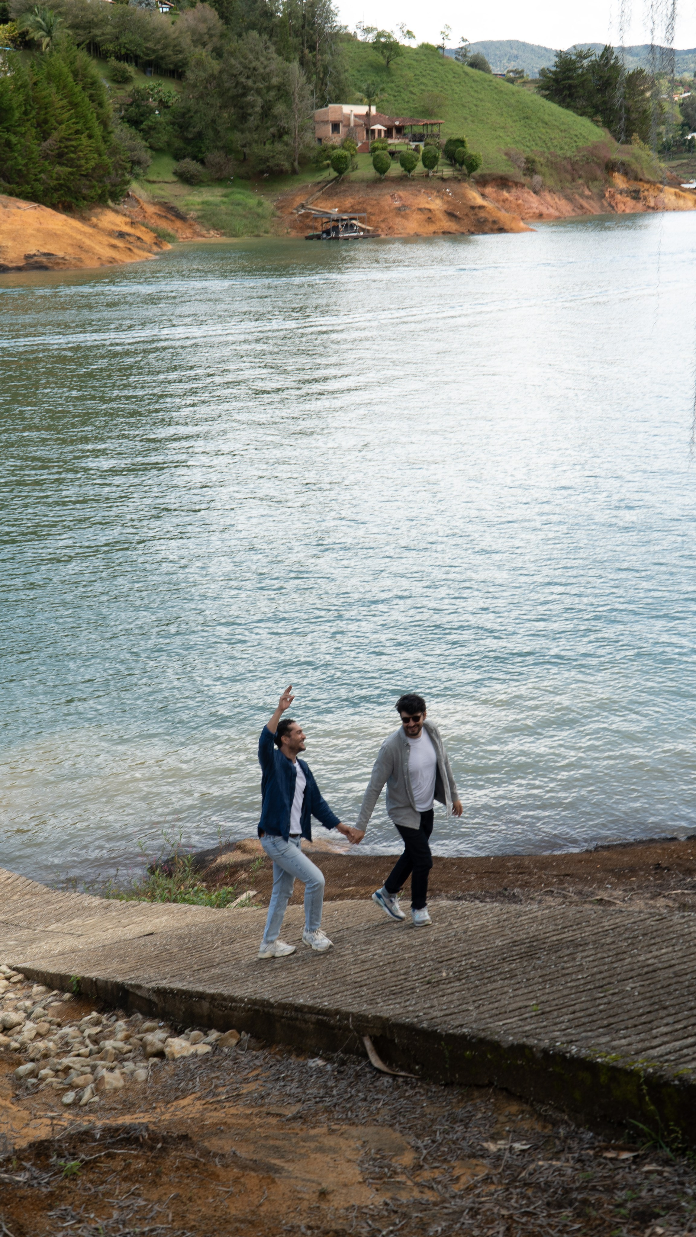 Guatape full. Wedding Photographer in Barcelona and Medellin