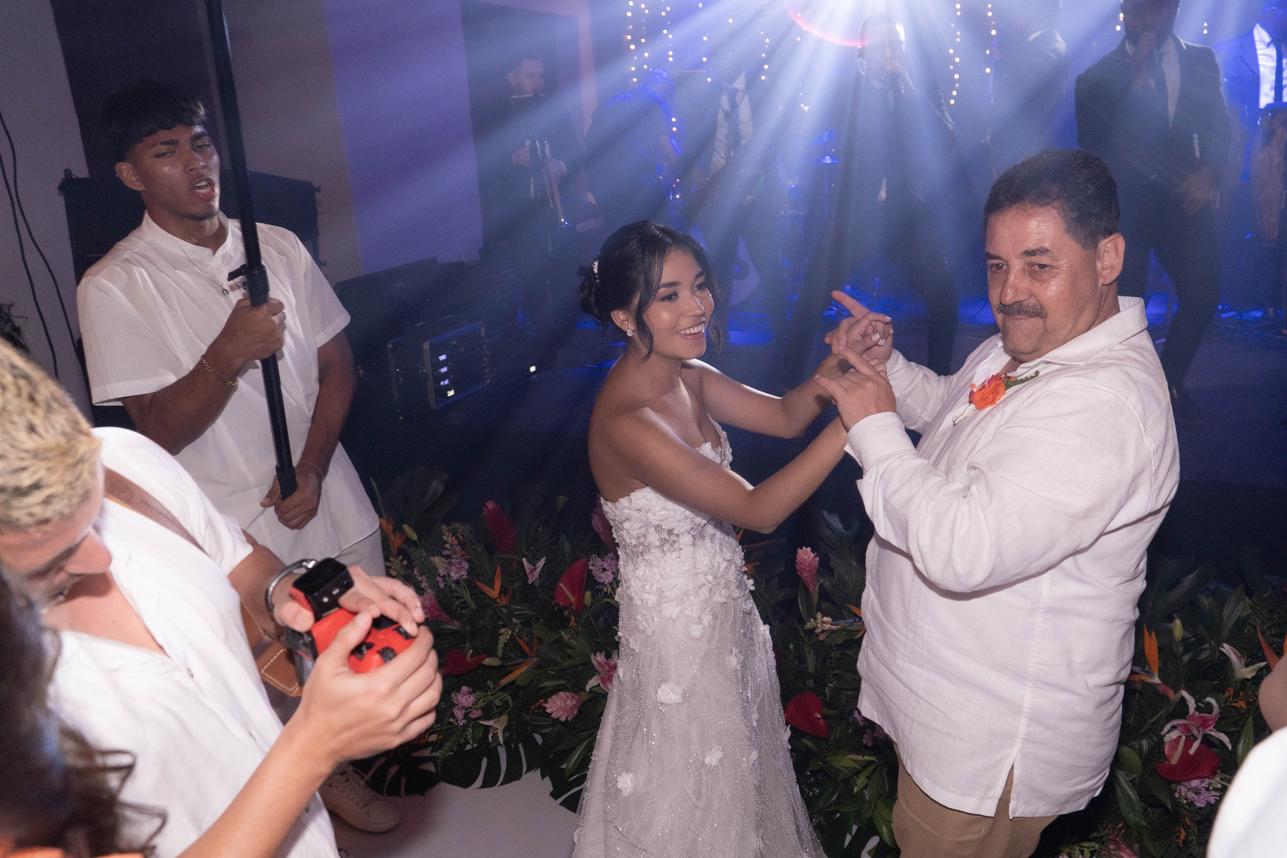 Catalina and Romain. Wedding Photographer in Barcelona and Medellin