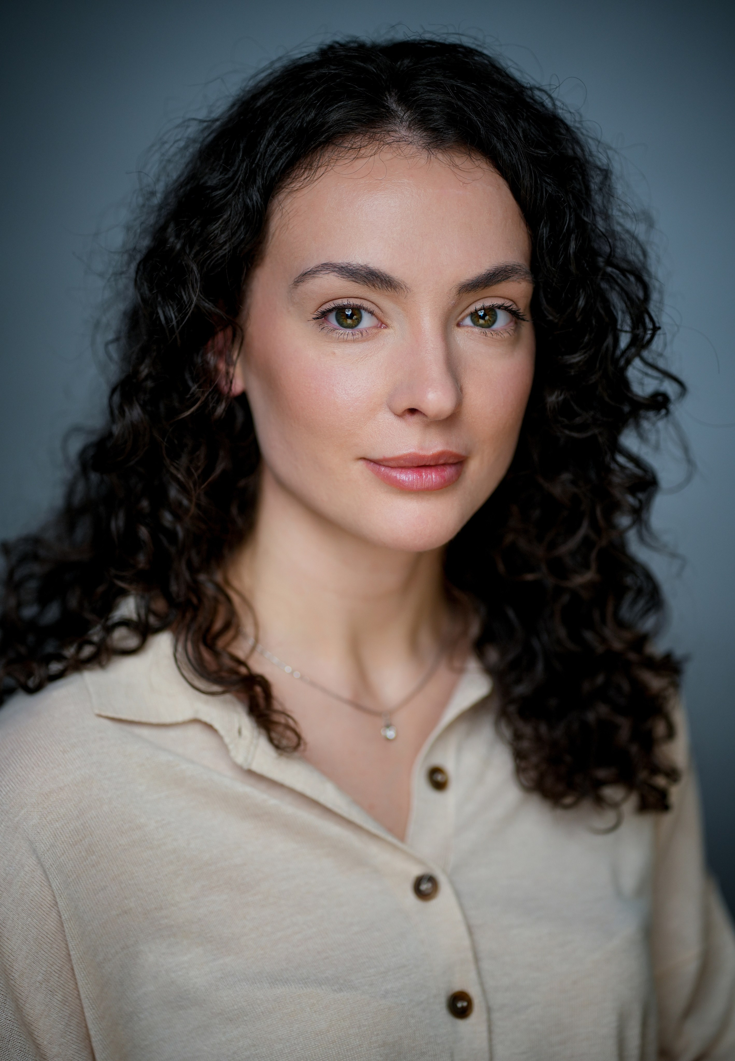 Актриса Нина Косарева. Портретная съемка в Москве, студийный фотограф Игорь Фомин