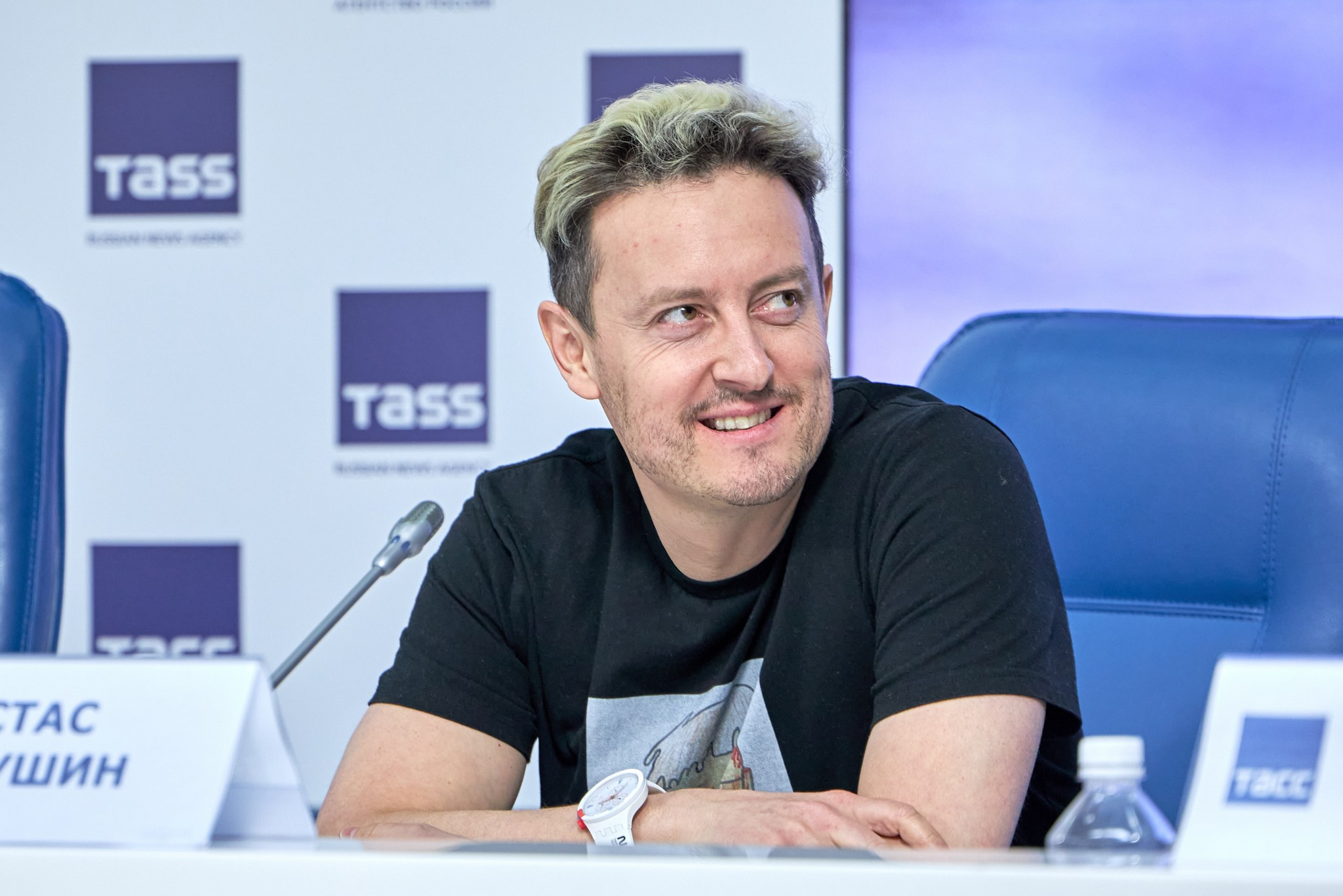 Конференция 50 ЛЕТ НА СЦЕНЕ. ЮБИЛЕЙНЫЙ КОНЦЕРТ ЛАРИСЫ ДОЛИНОЙ. Репортажный, семейный и студийный фотограф в Москве Демин Алексей