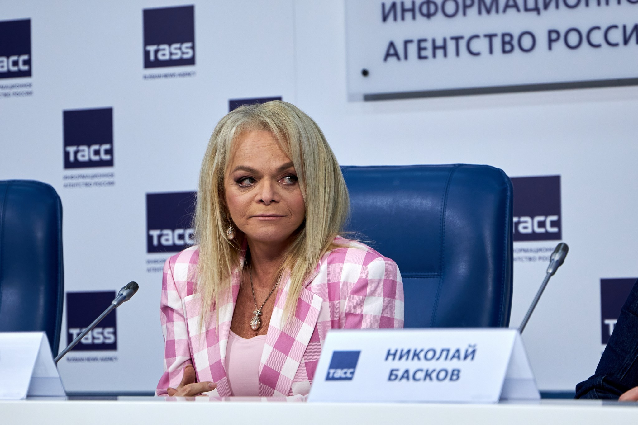 Конференция 50 ЛЕТ НА СЦЕНЕ. ЮБИЛЕЙНЫЙ КОНЦЕРТ ЛАРИСЫ ДОЛИНОЙ. Репортажный, семейный и студийный фотограф в Москве Демин Алексей