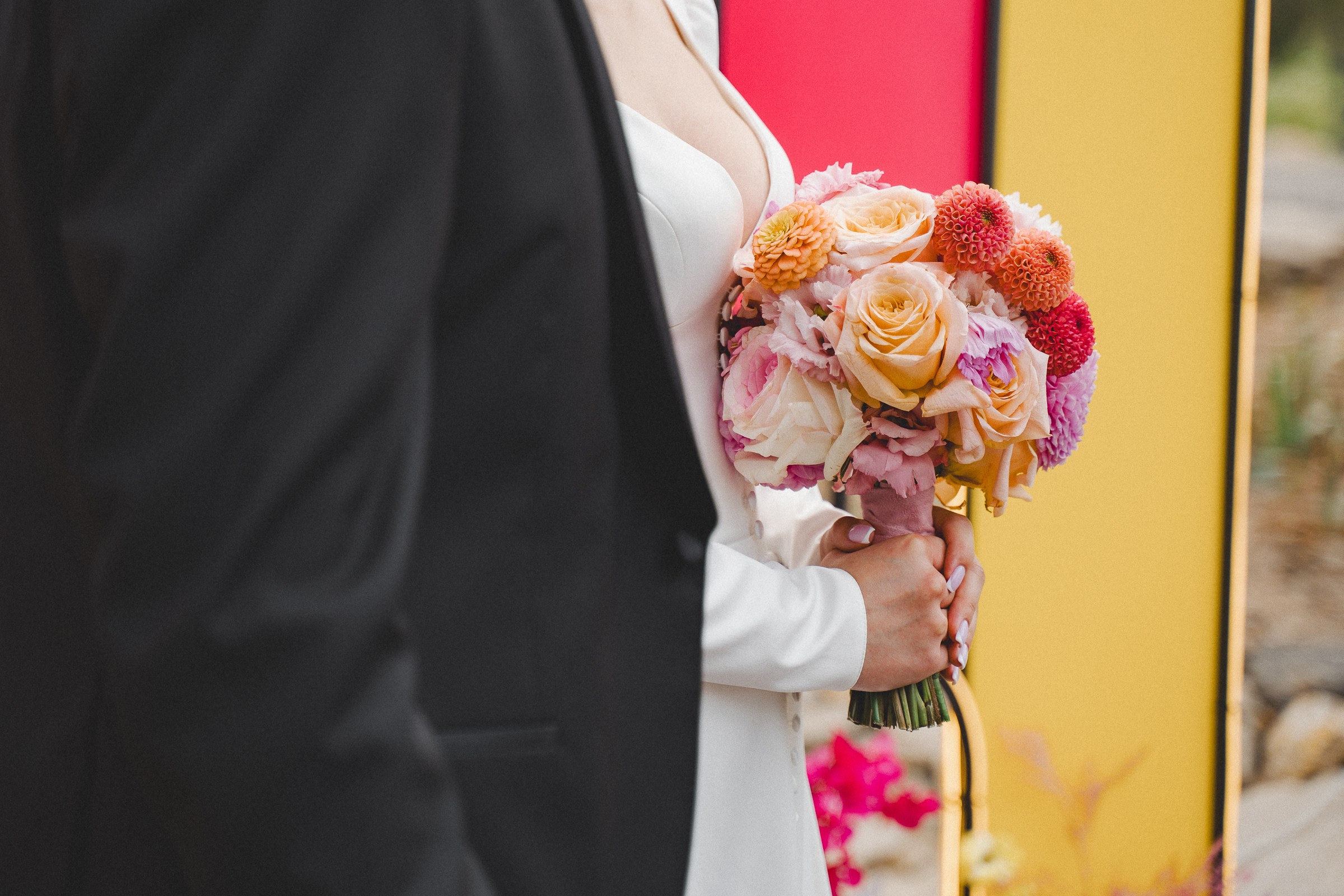 Запах цвета корал, фуксия, оранж. Свадебный фотограф Александр Осипов