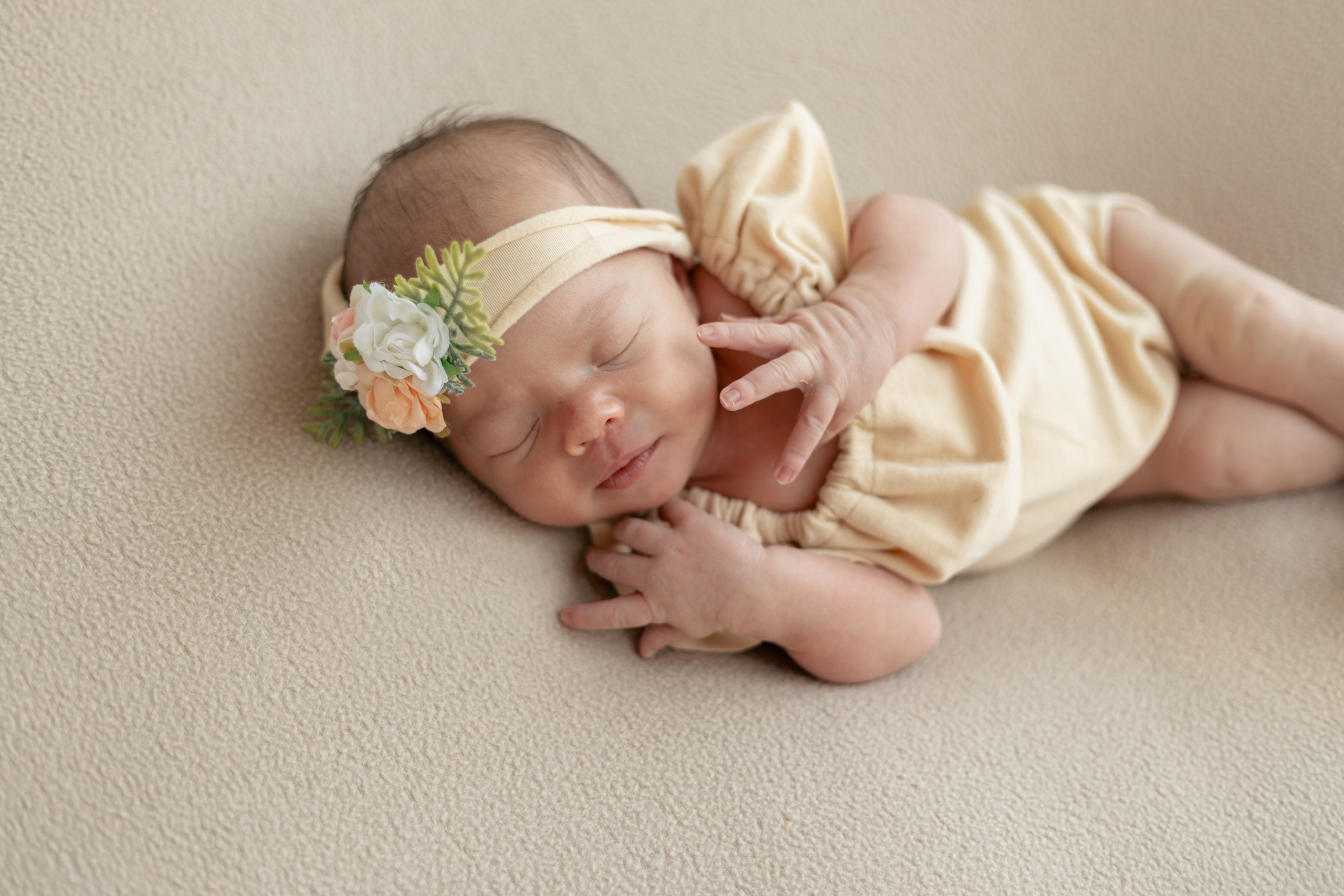 Ньюборн съёмка в студии. Семейный и Детский фотограф в Краснодаре Дарья Насаченко