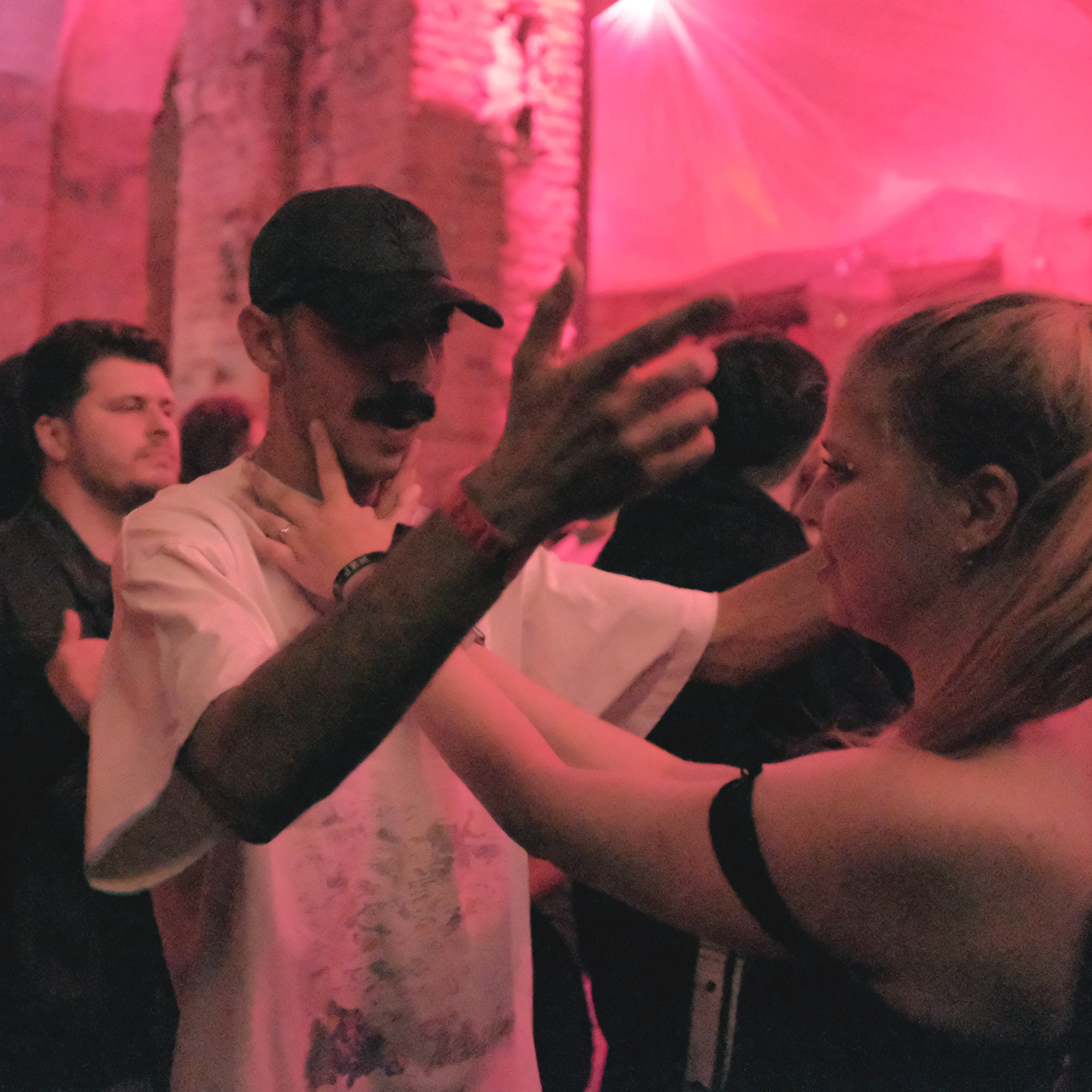 Мир2/16.08.2025. Репортажный фотограф в Санкт-Петербурге Даниил Могута