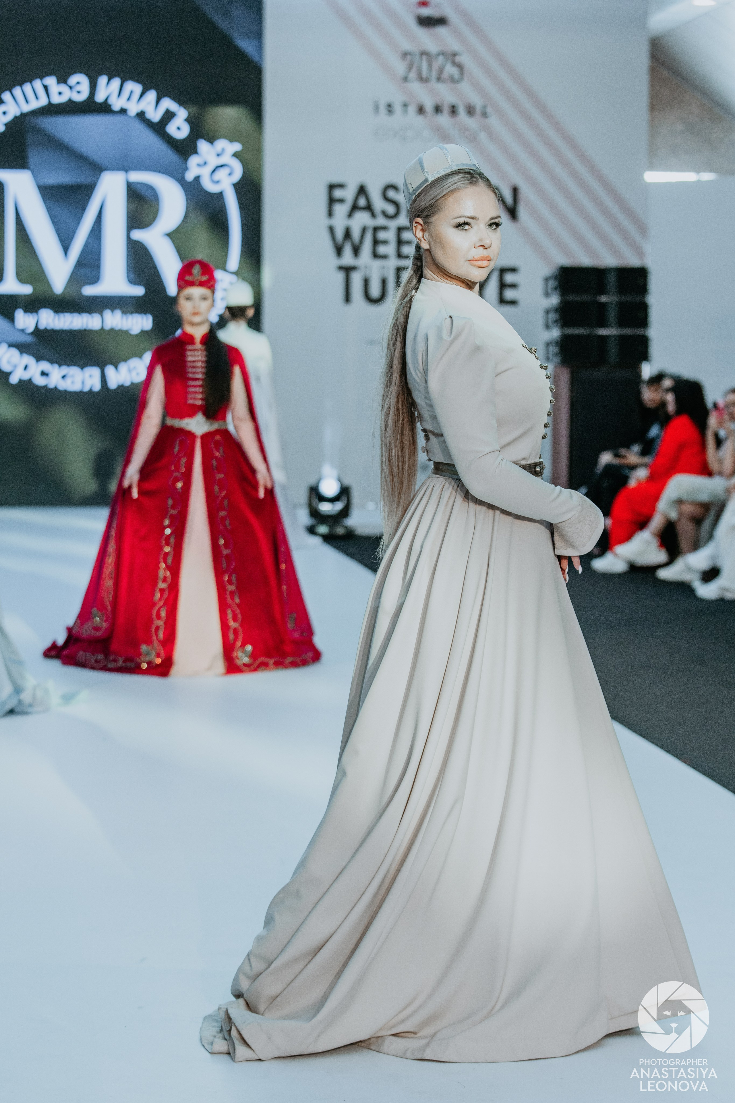 Fashion Week Türkiye [spring, 2025]. Anastasia Leonowa