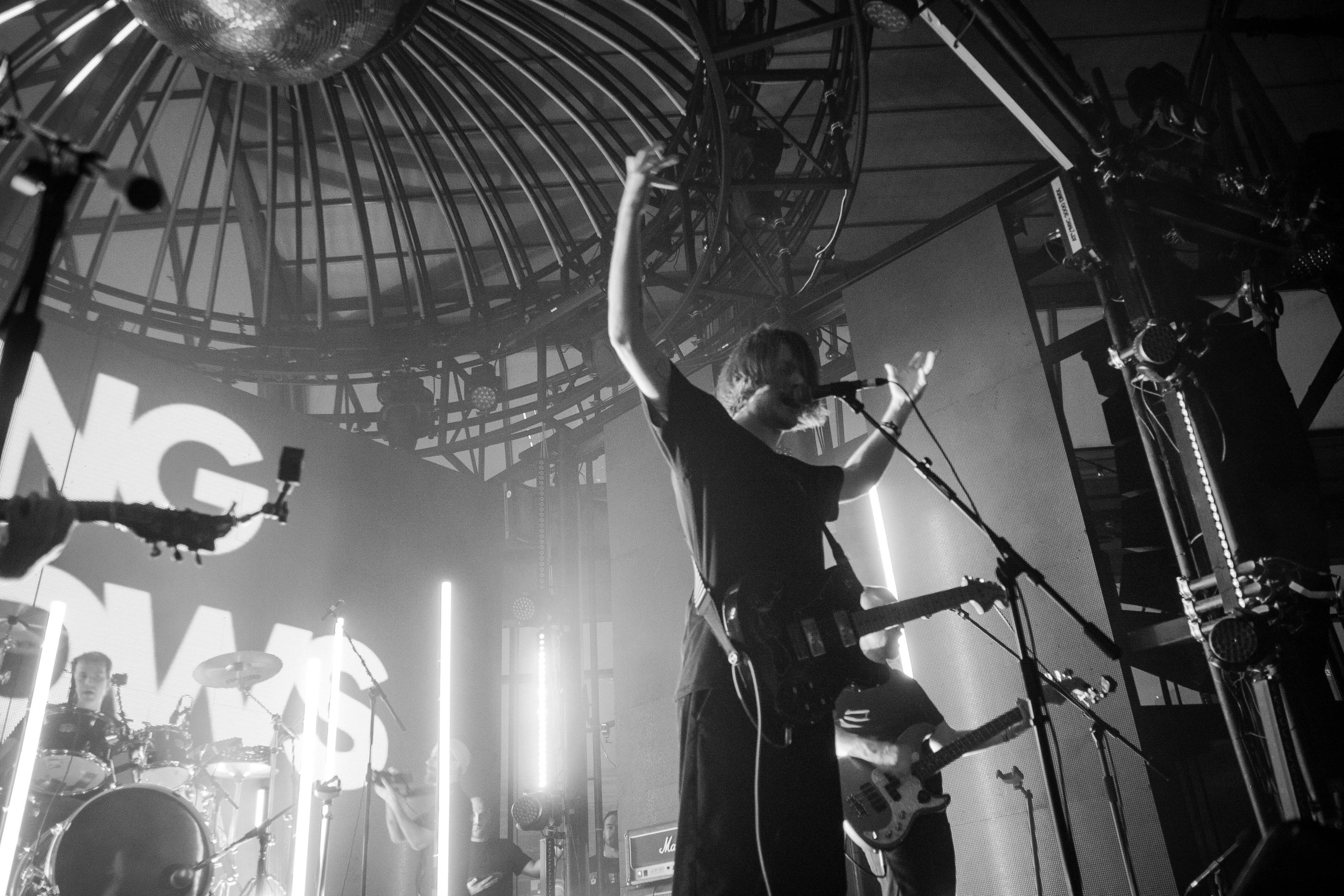 Biting Elbows. Фотограф для музыкантов, фотограф на концерт, концертный фотограф, съемка концерта, бэкстейдж фотограф