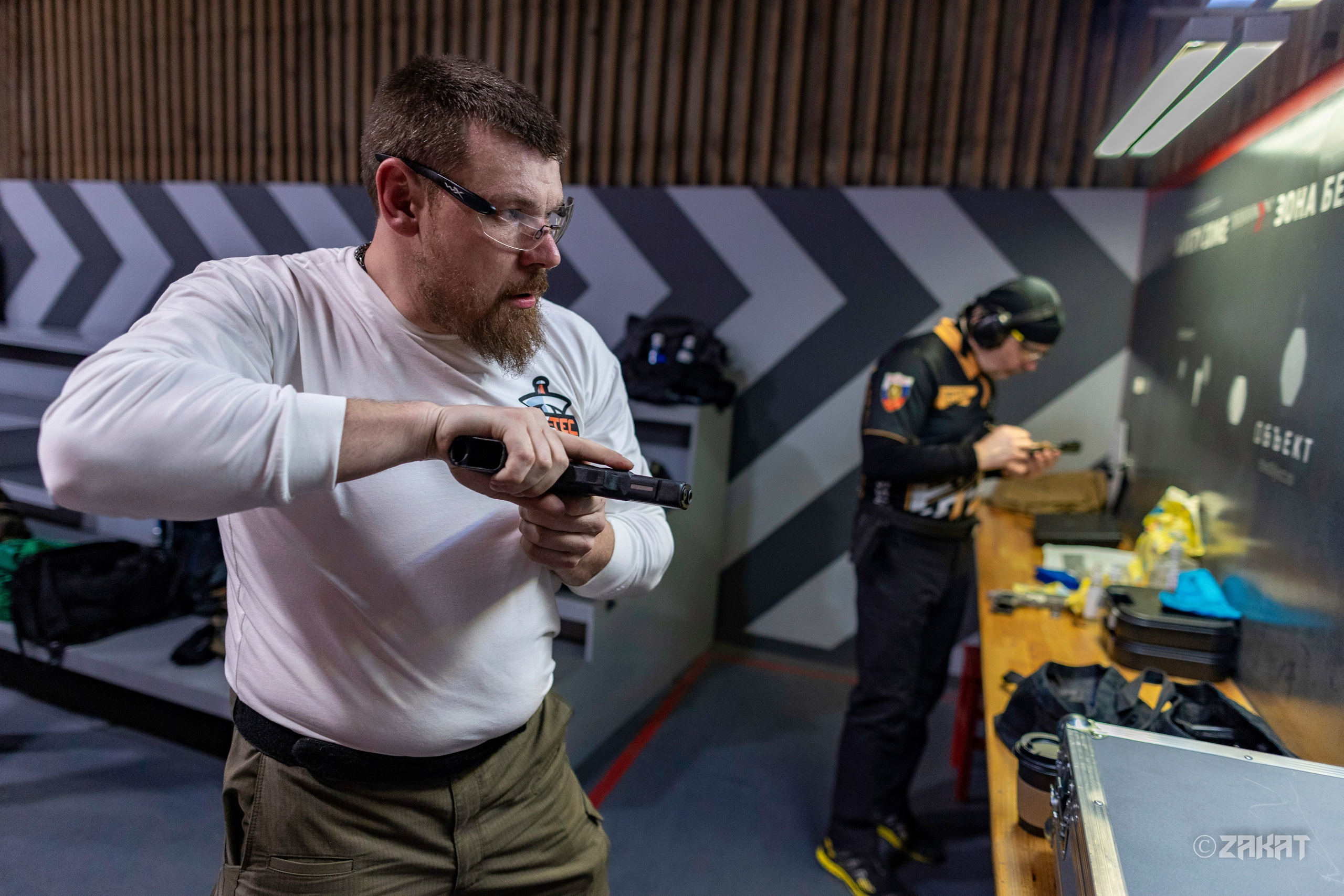 Репортажная съемка соревнования в стрелковом клубе Объект. Репортажный фотограф, Москва, Закат