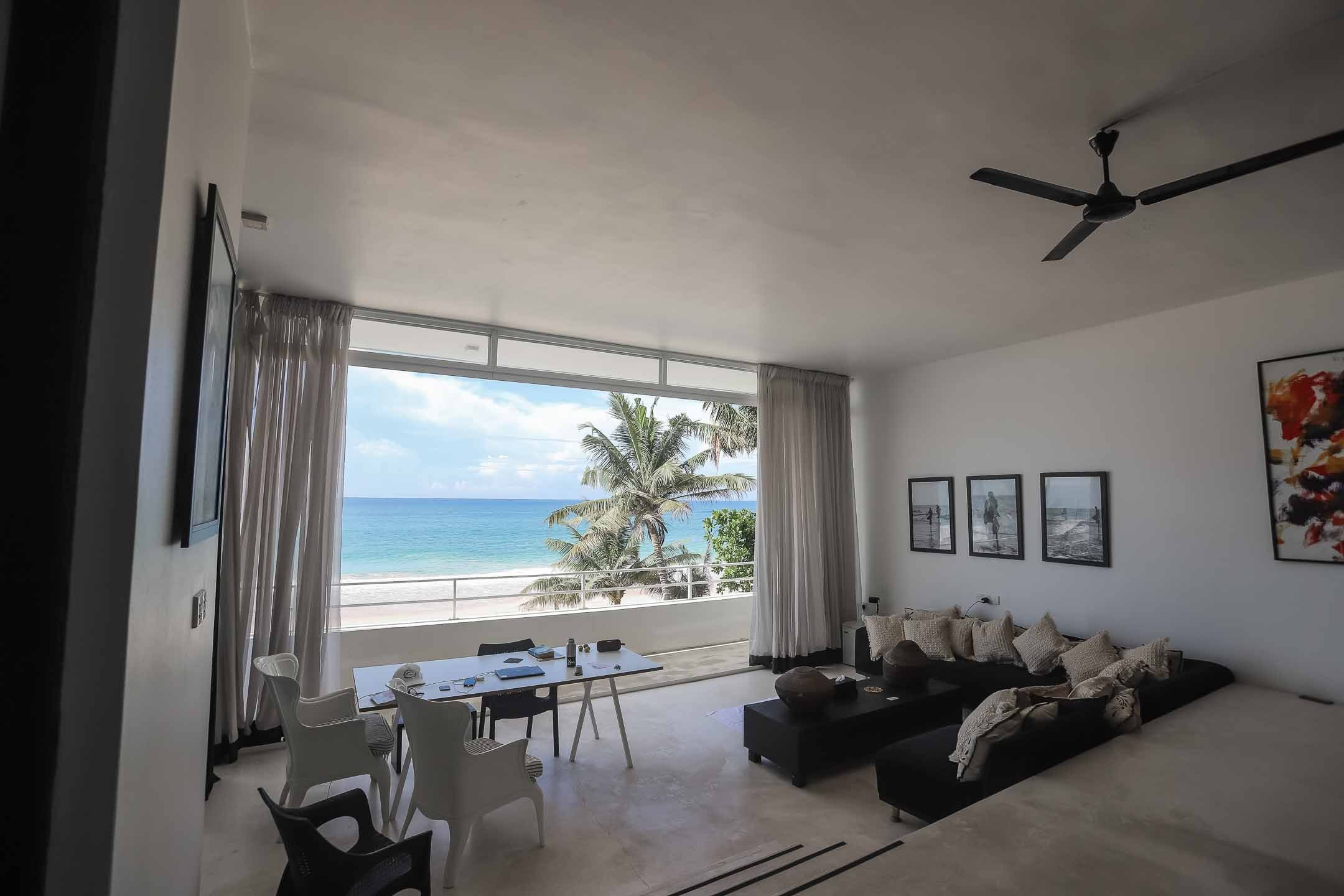 Отель пляж Хабарадува. Фотограф на Шри-Ланке