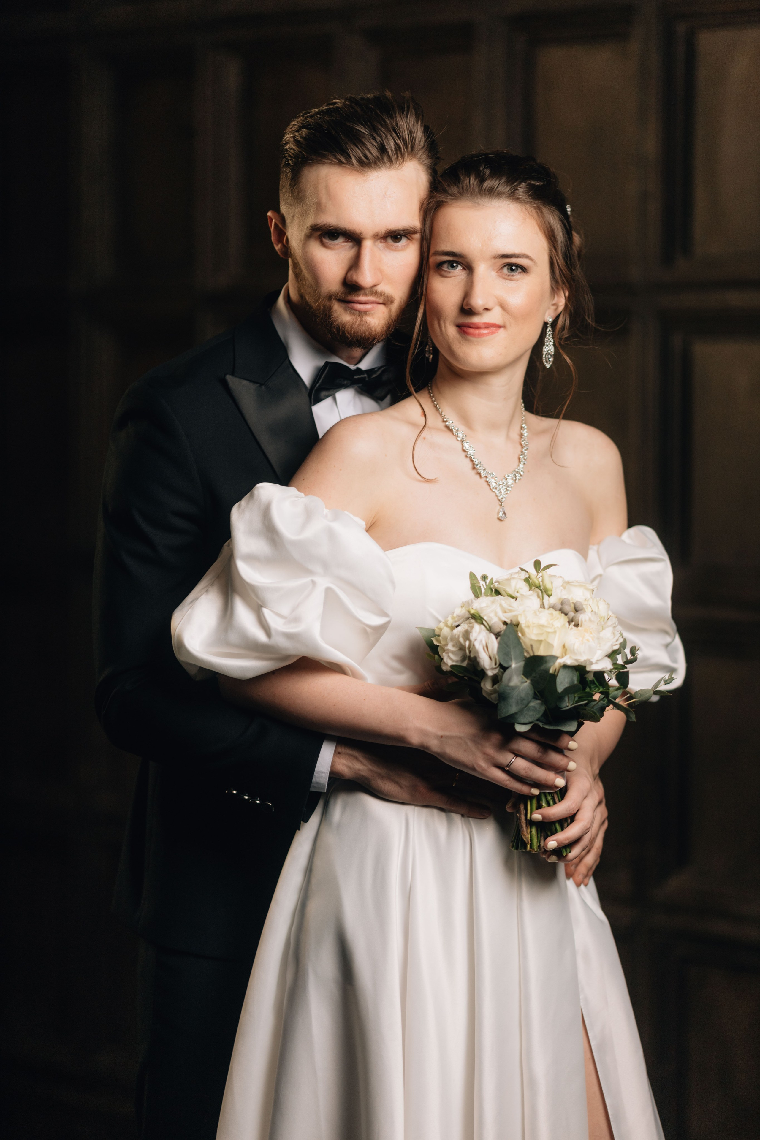 В студии. Свадебный фотограф в Москве Арчылан Николаев