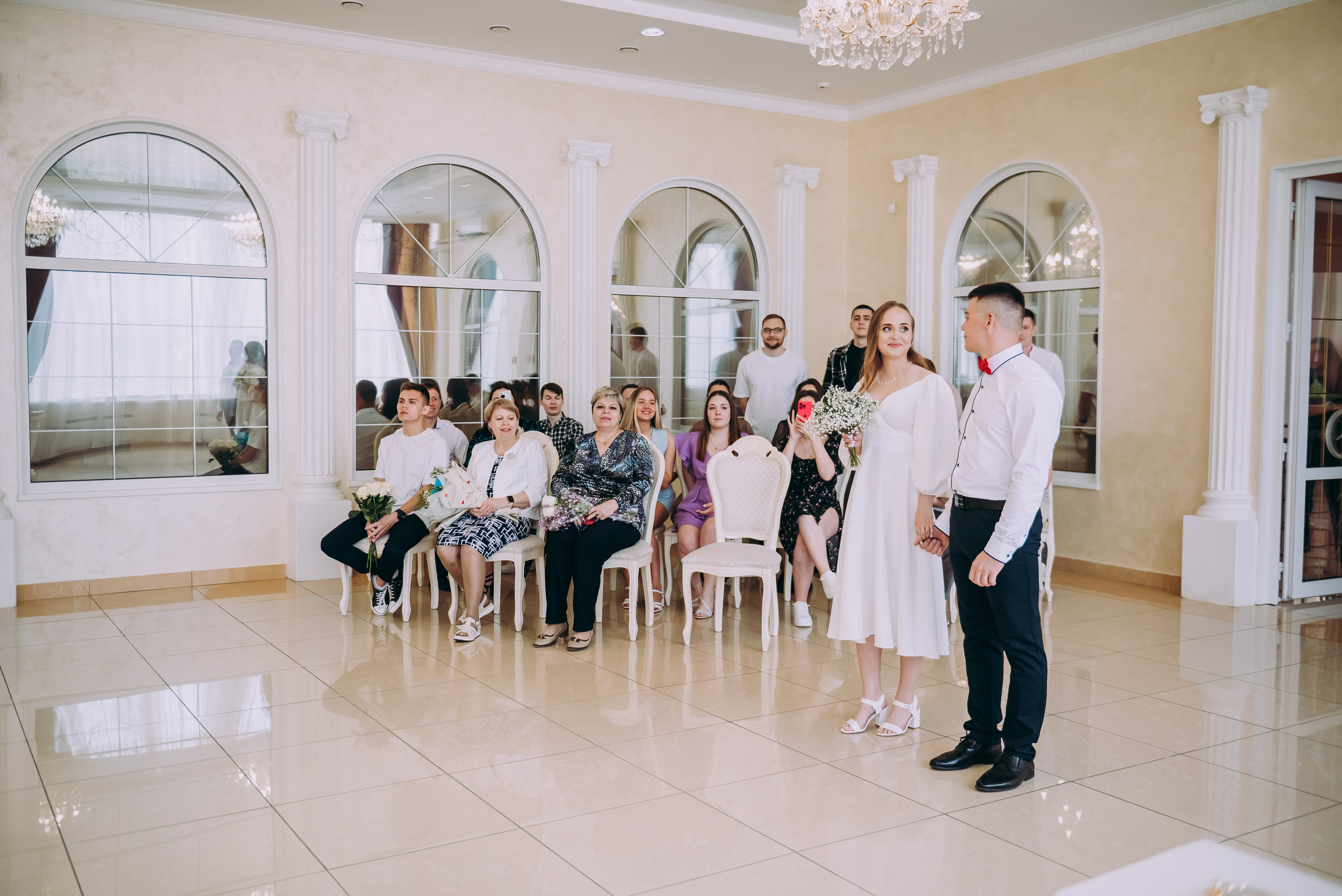 Свадебная фотосессия в центральном загсе в г. Кемерово