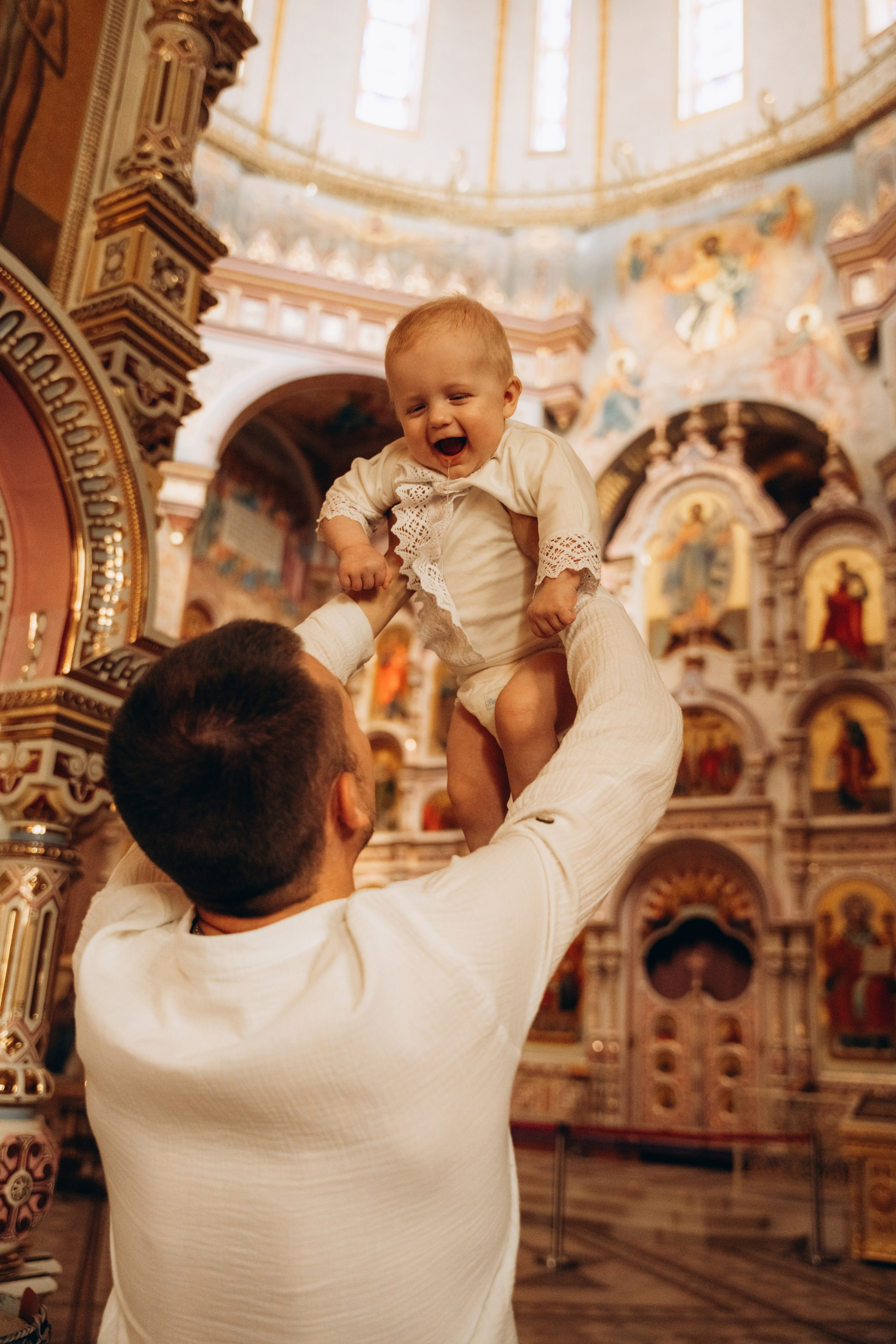 Крещение Тёмы. Фотограф Мария Миллс | Минск