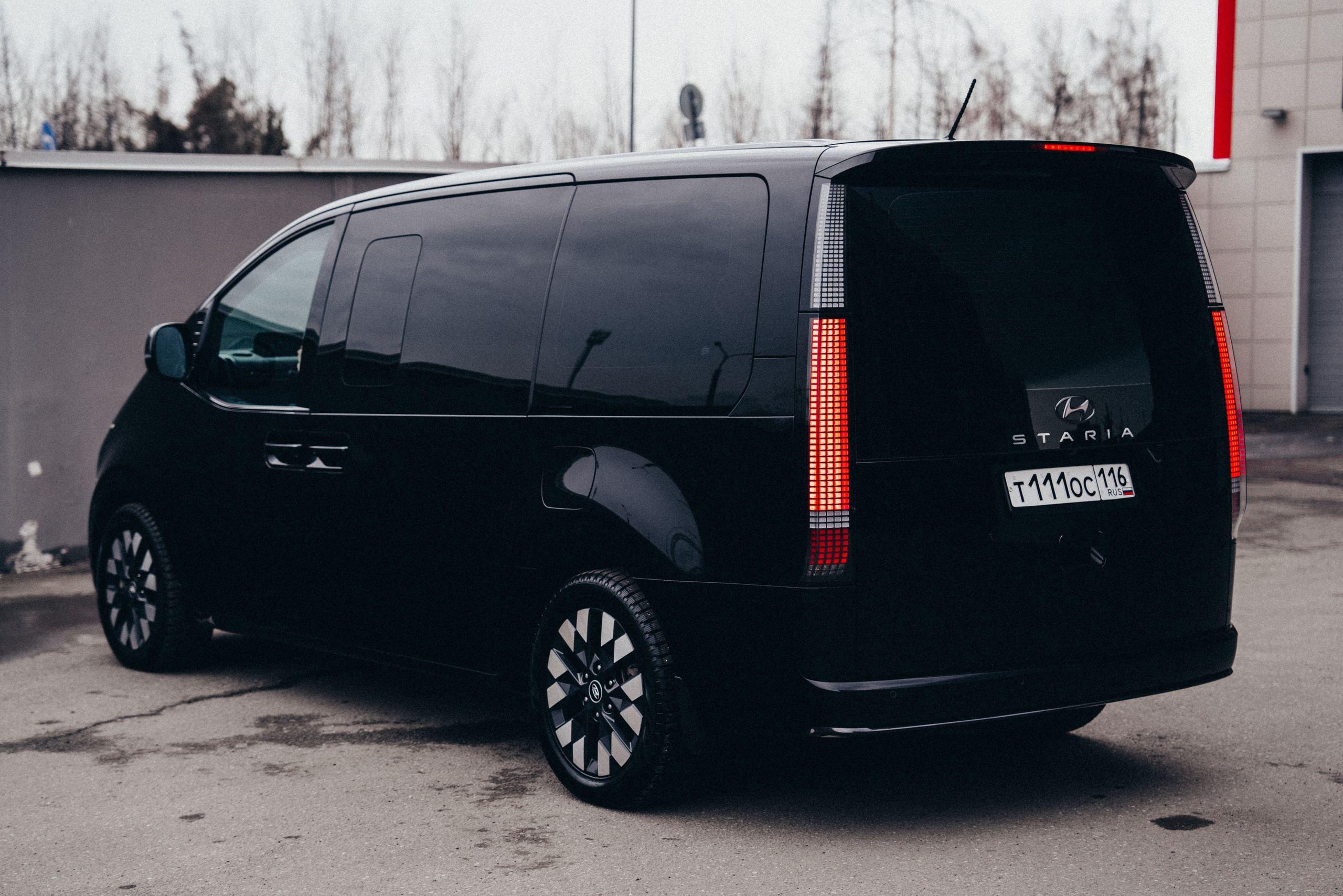 Hyundai Staria. Идеальные портреты для соцсетей — Фотограф Ленар