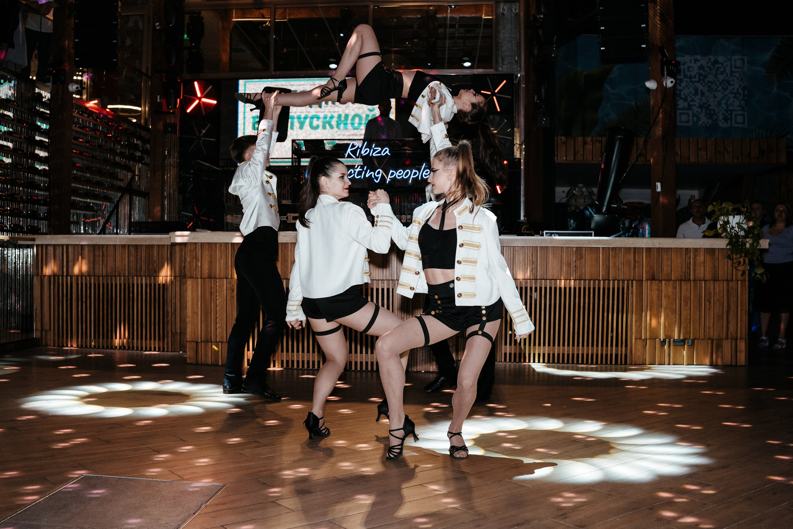 Выпускной «Ribiza». Свадебный фотограф в Симферополе