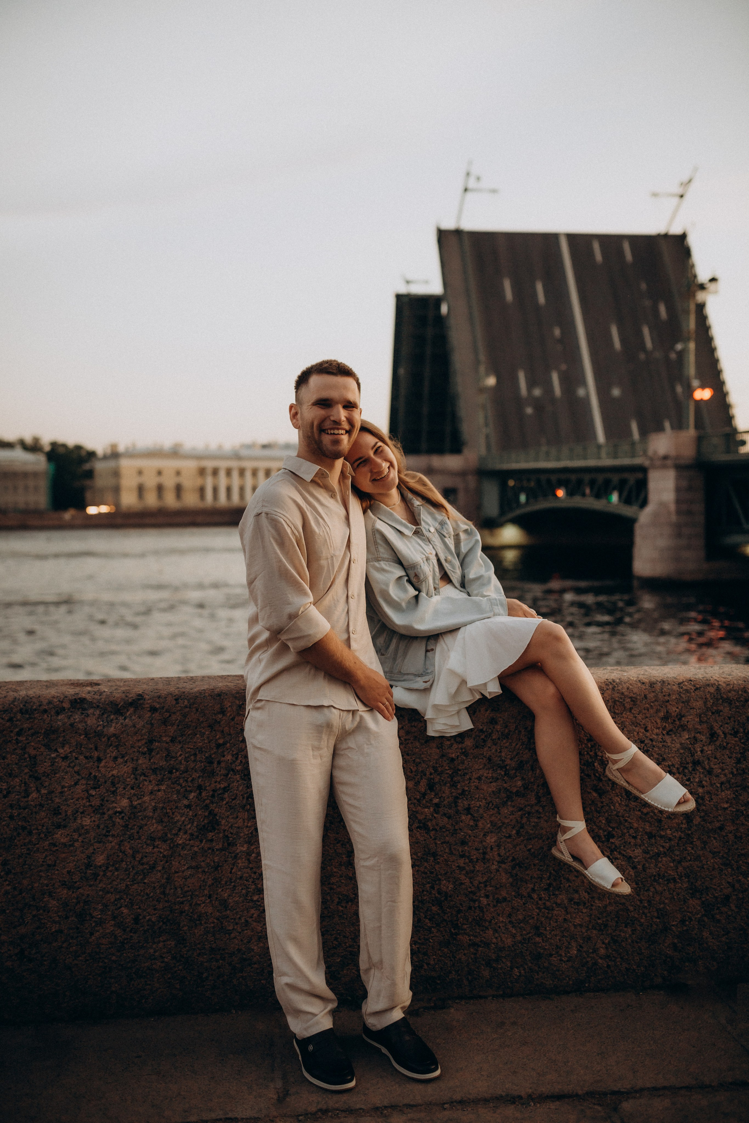 Фотосессия с разводными мостами: LoveStory. Фотограф Санкт-Петербург Князева Елизавета