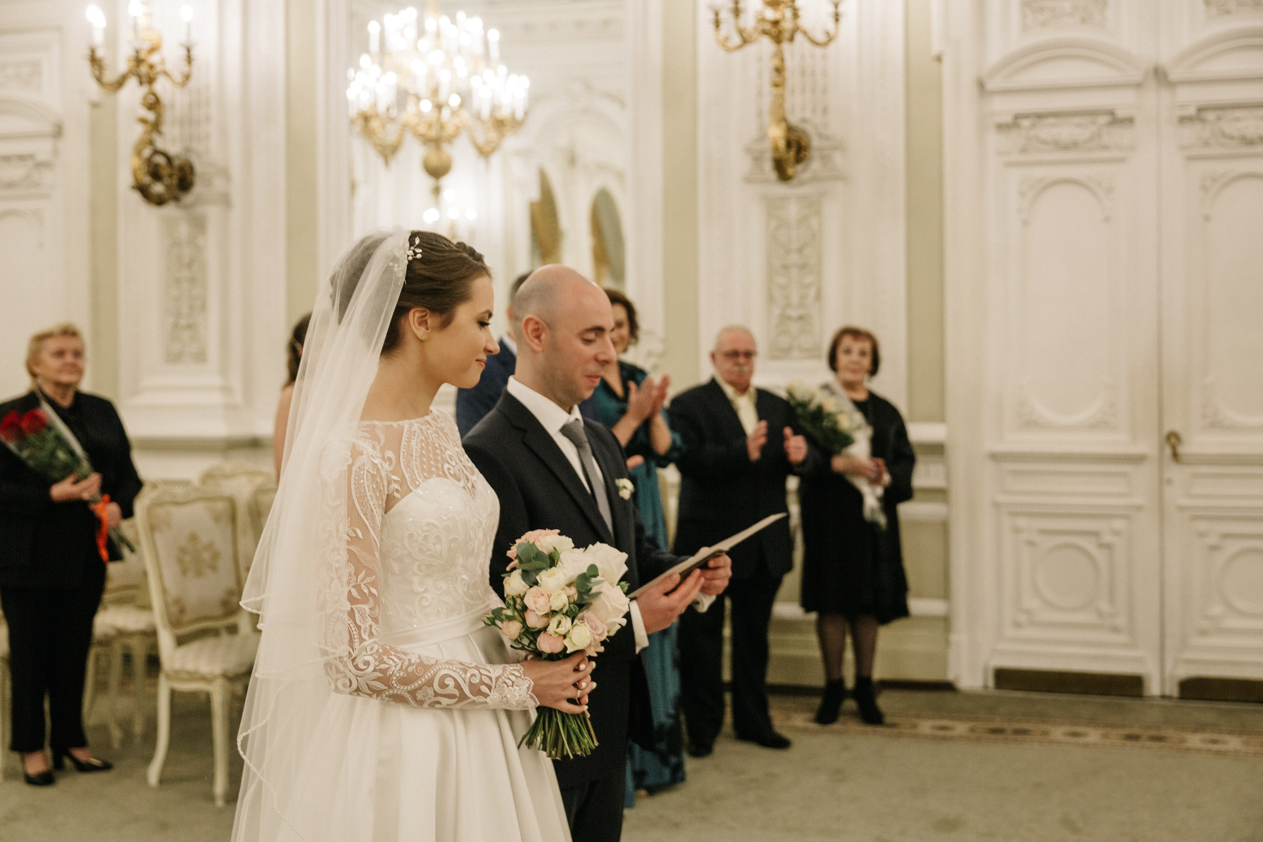 ОКТЯБРЬ | Дворец № 1 Талион, Особняк военного министра. Свадебный фотограф в Санкт-Петербурге Полина Корзухина
