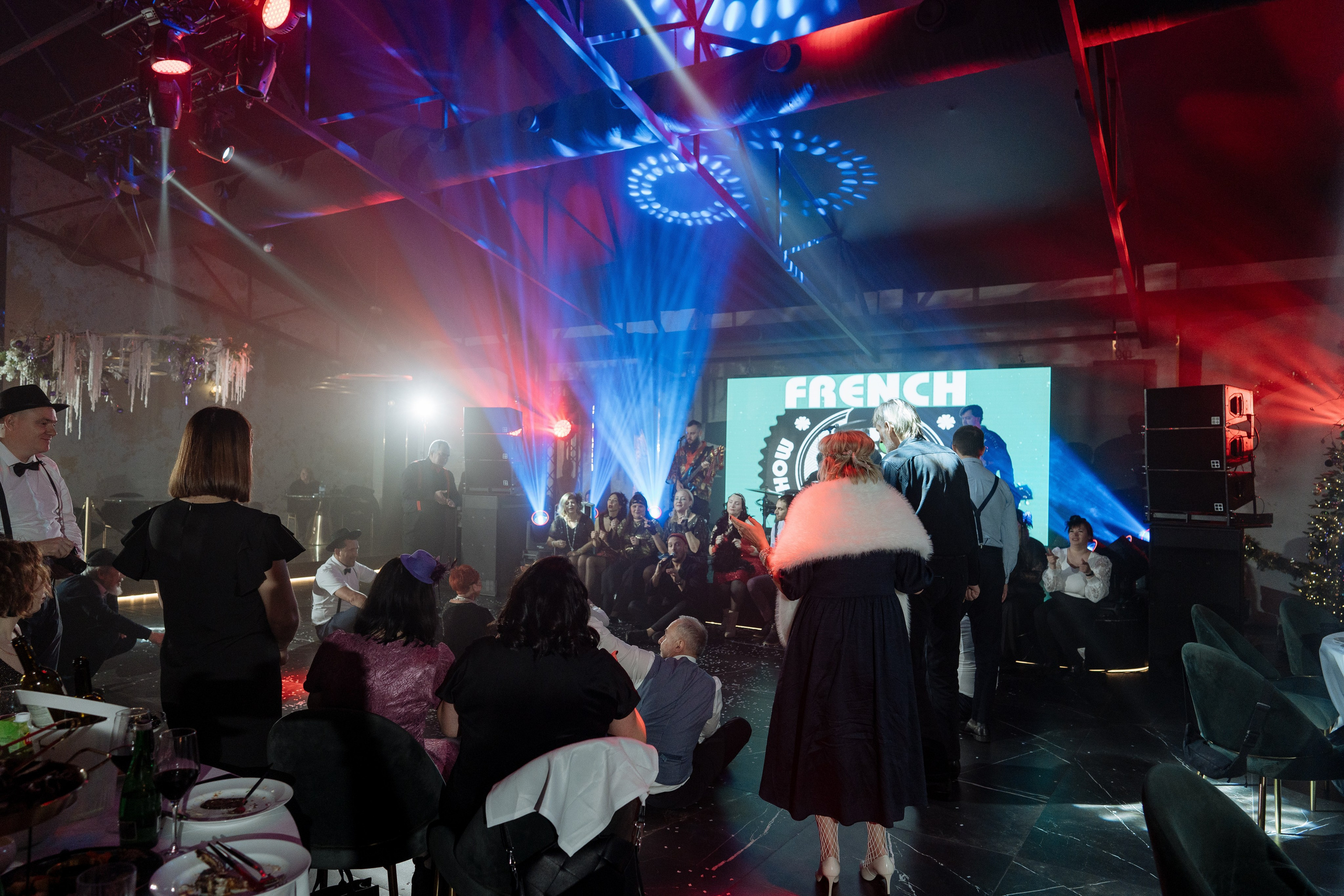 Альбион Тур