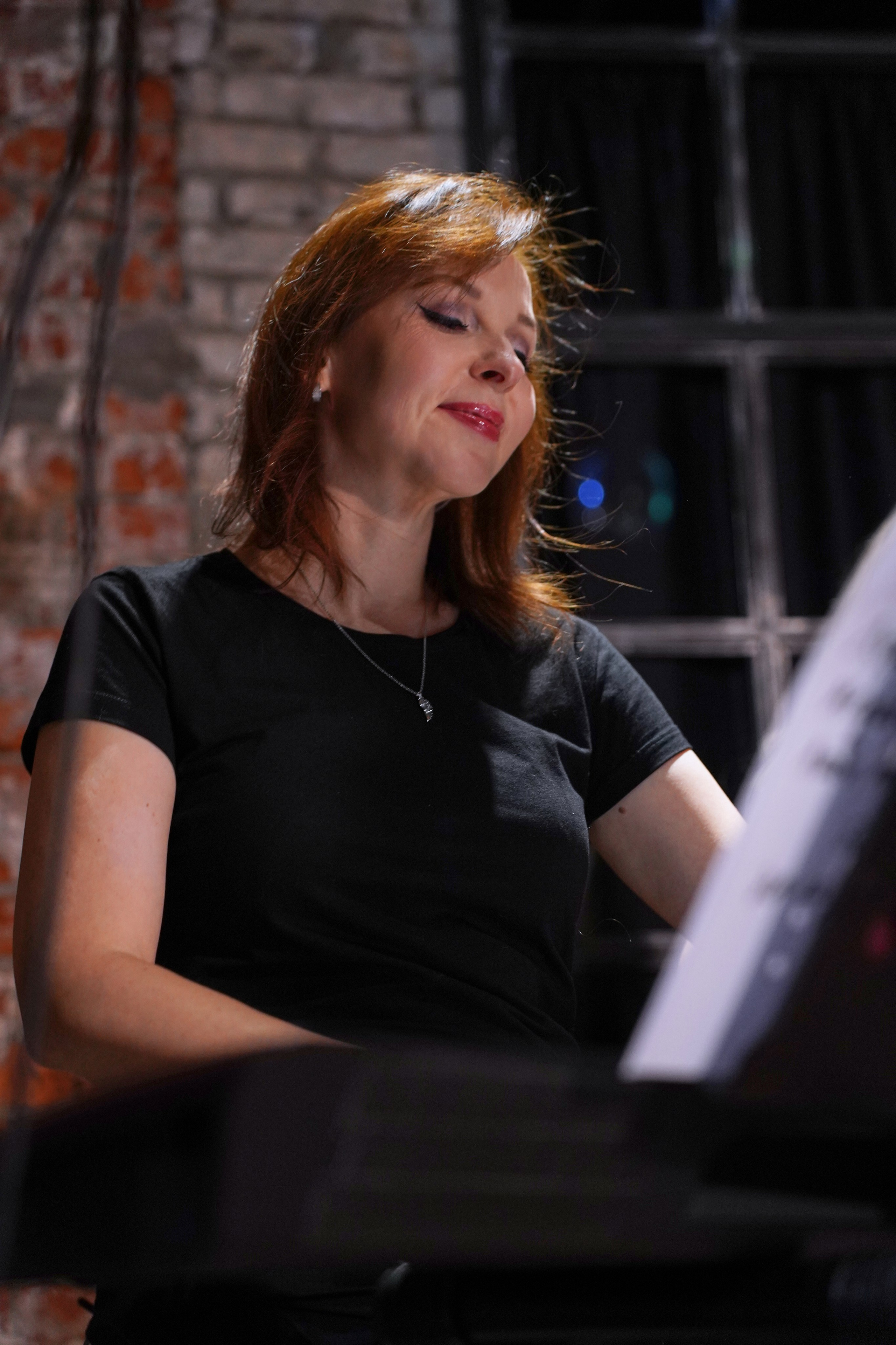 Концерт кавер группы. Фотограф