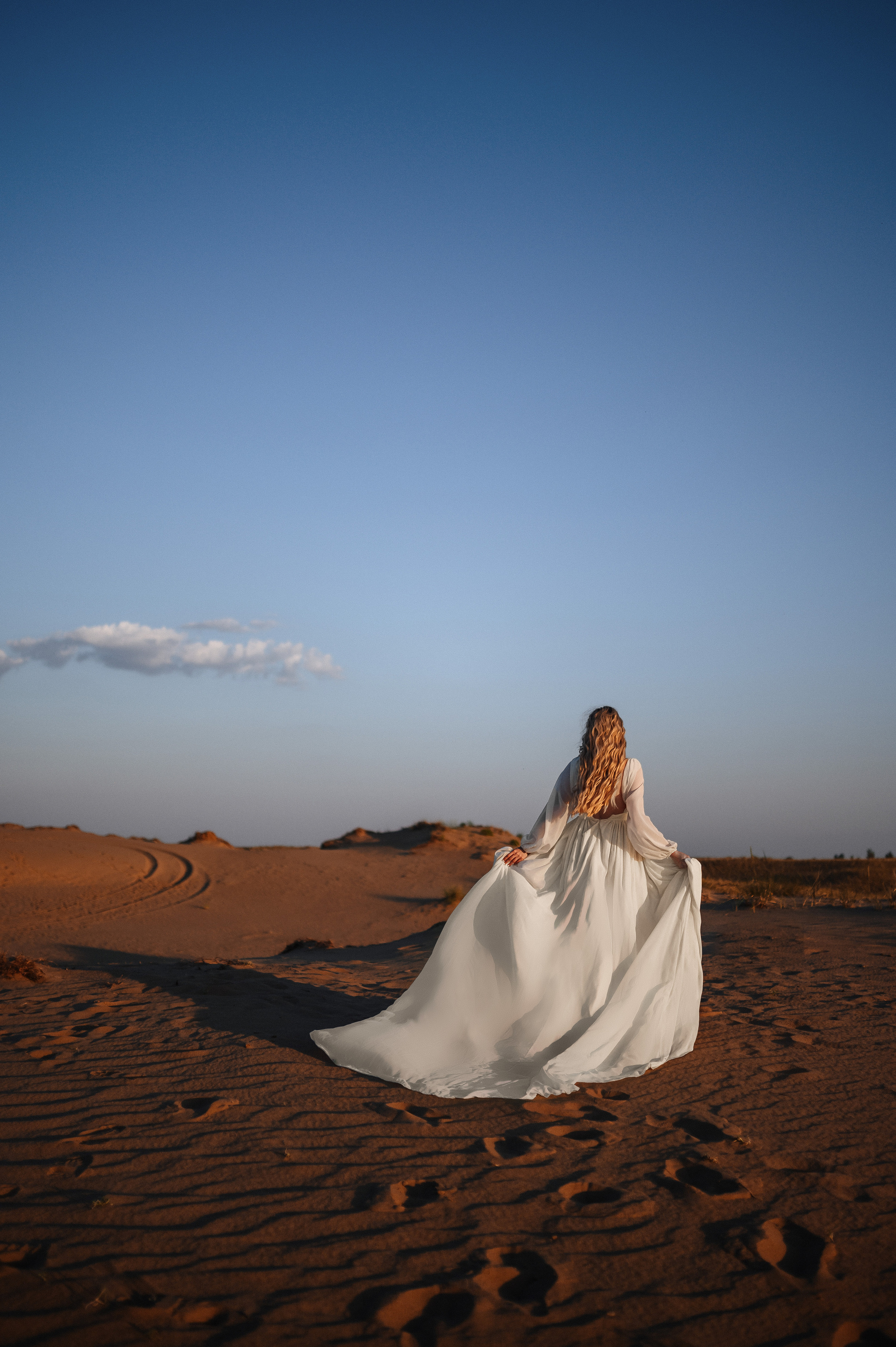 Фотосессия лав стори в пустыне