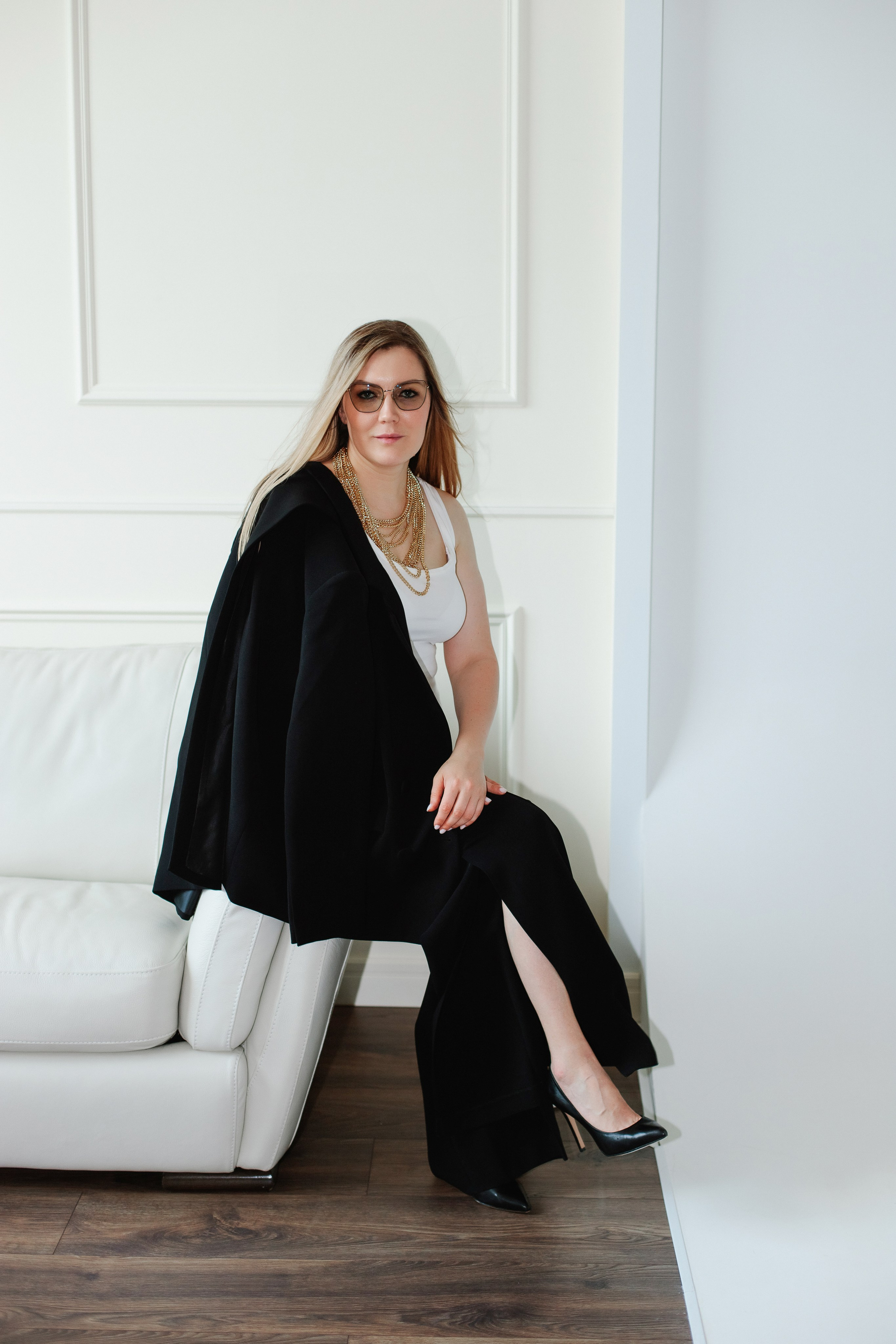 Контентная фотосессия для родолога/психолога. Контентный фотограф в Перми Натали Кытманова