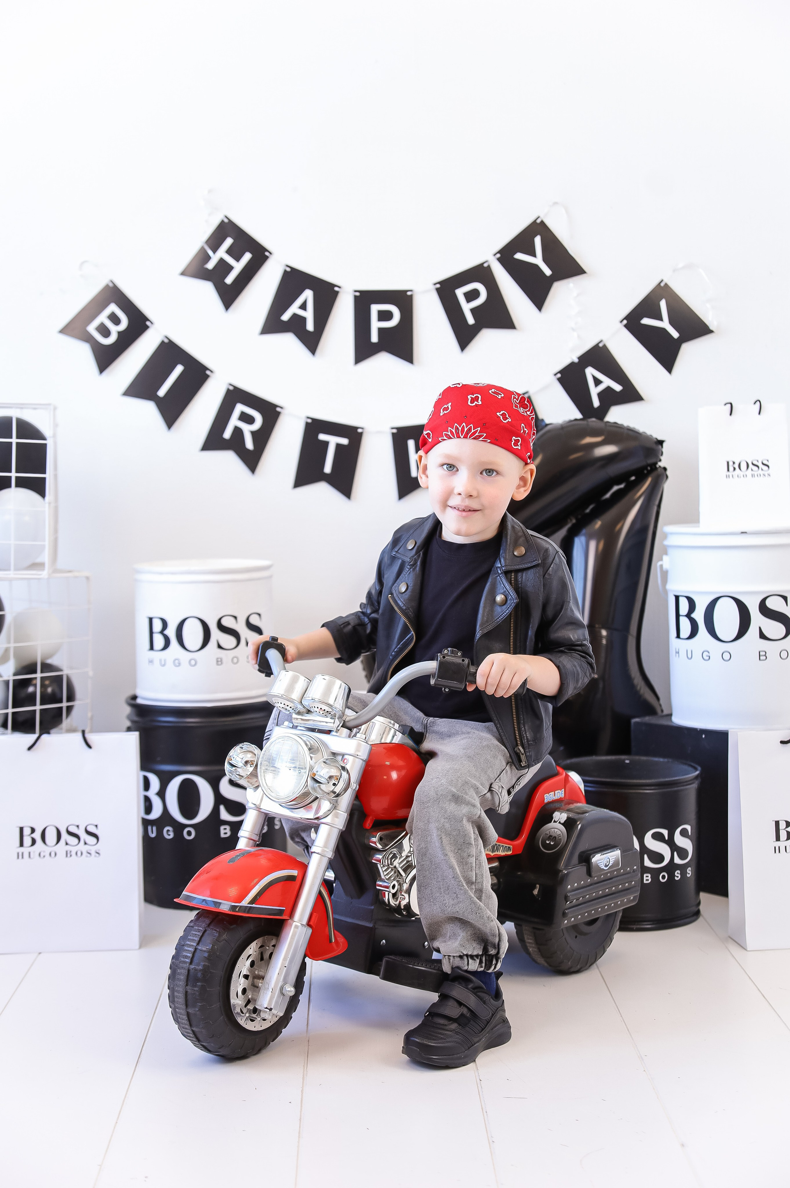 4 Года Богдана. Детский и Семейный фотограф в Санкт-Петербурге. Детская Фотостудия «FAMILY STORY»