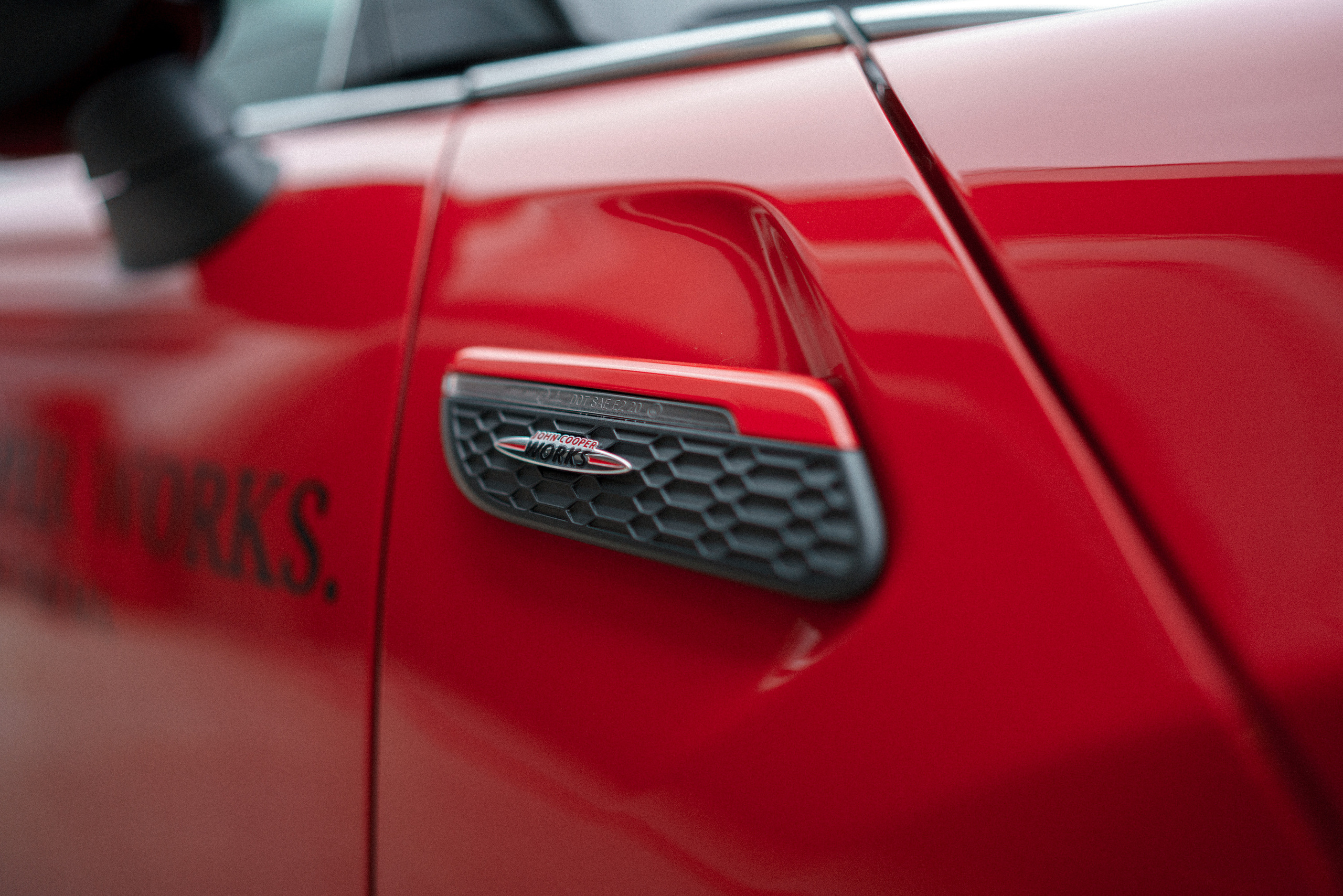 Бренд Mini на автодроме Игора-Драйв. Асхат Бардынов