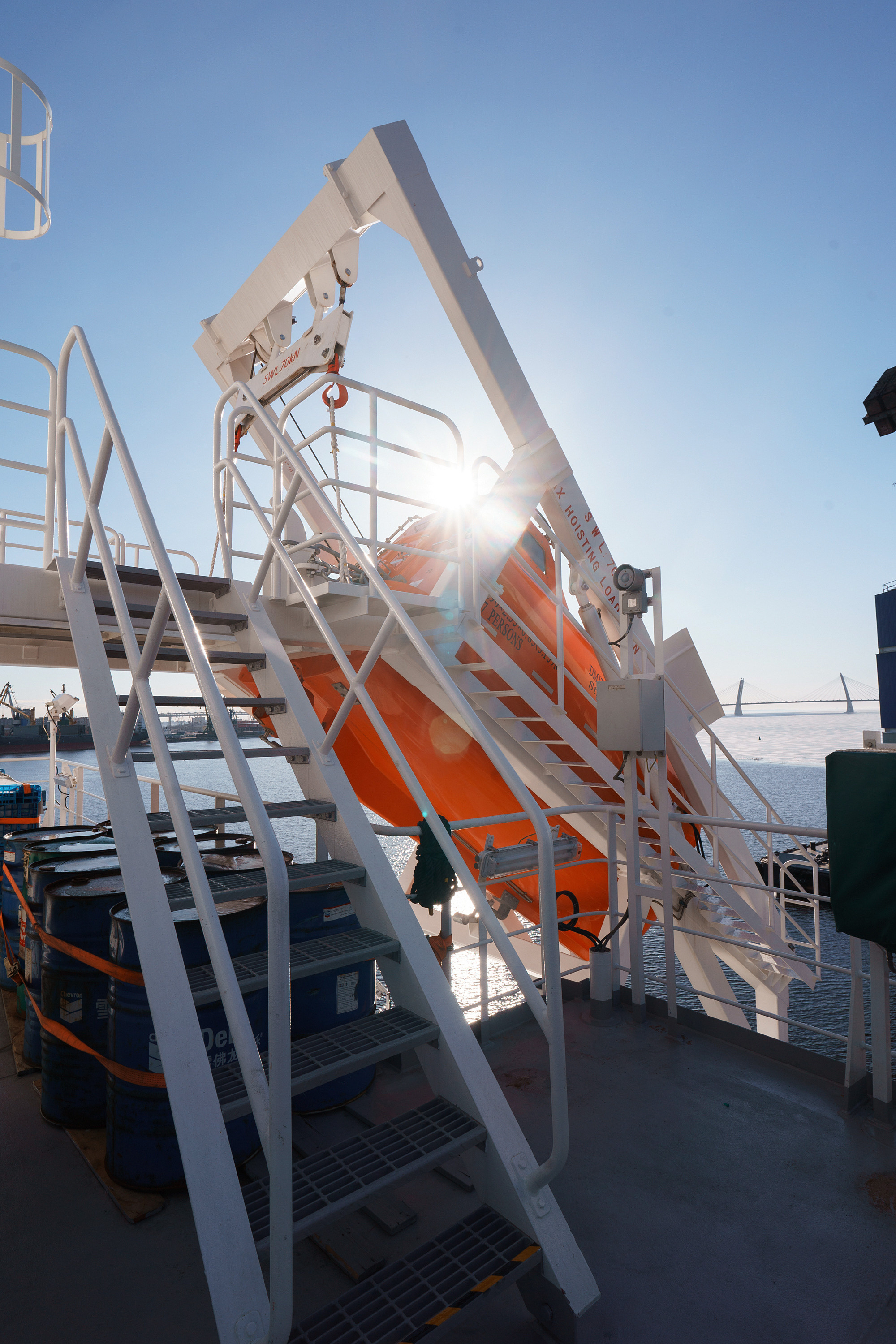 Судно Дмитрий Менделеев. Асхат Бардынов