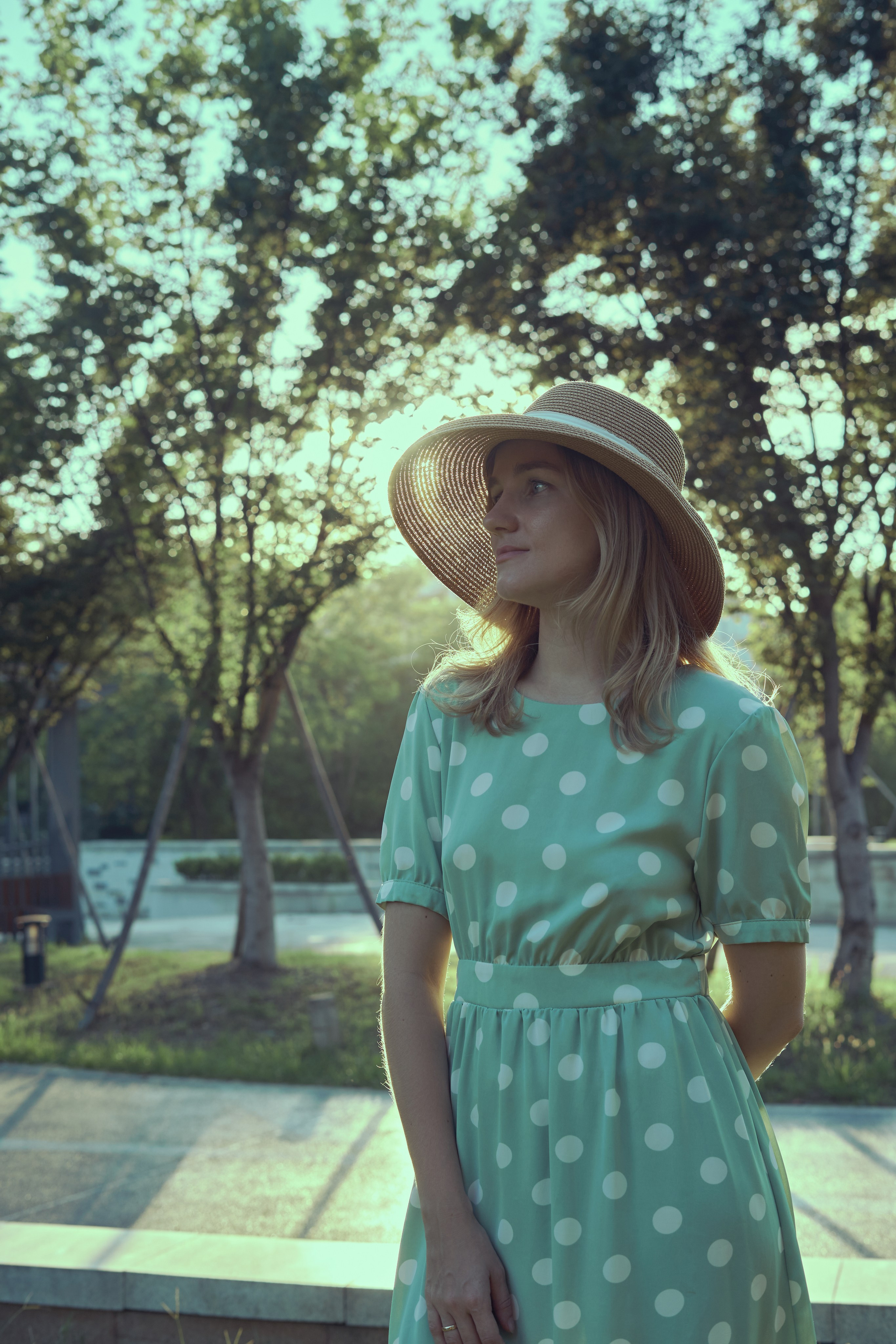 Даша в цвете циан. Репортажный и свадебный фотограф Роман Яшкильдин