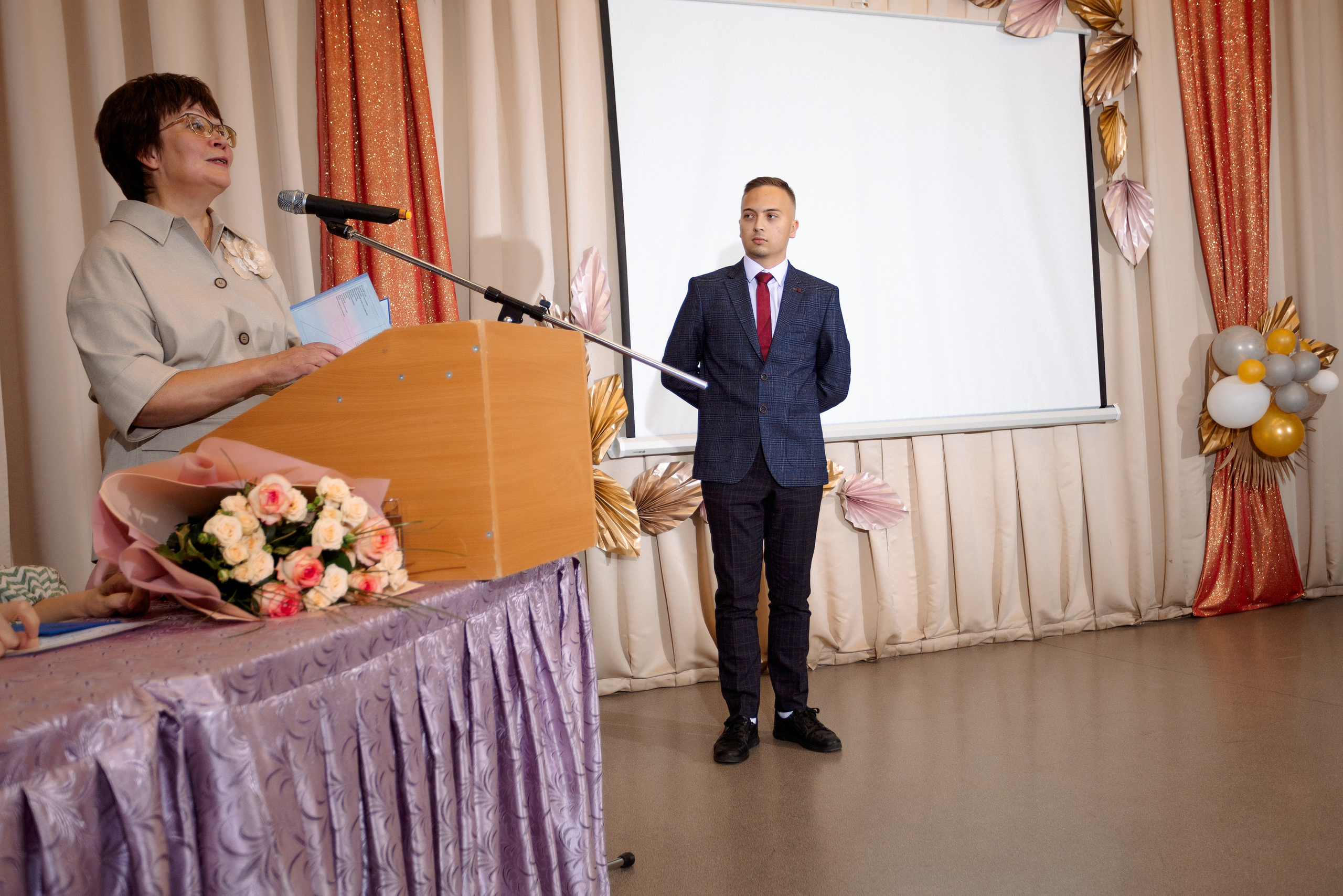 ВРУЧЕНИЕ АТТЕСТАТОВ: Пример. Все фото. Профессиональный фотограф в Ижевске Леша Петров