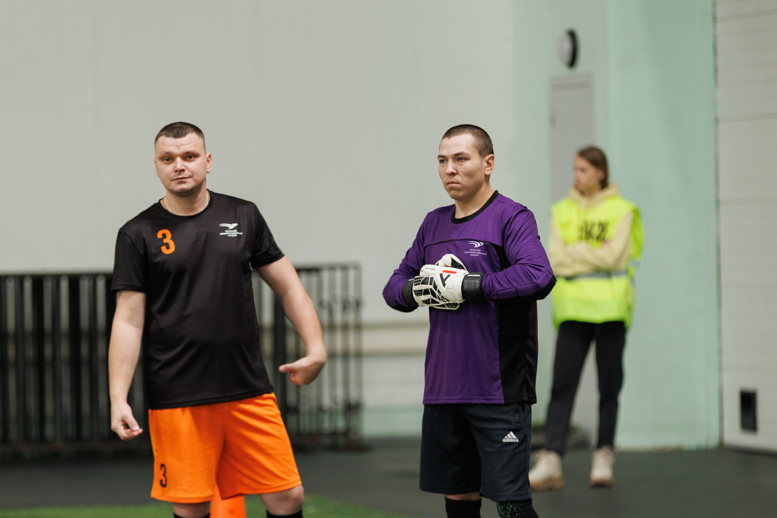 Фотограф на корпоративный футбольный турнир. Контент для бизнеса в Екатеринбурге Полдень Медиа