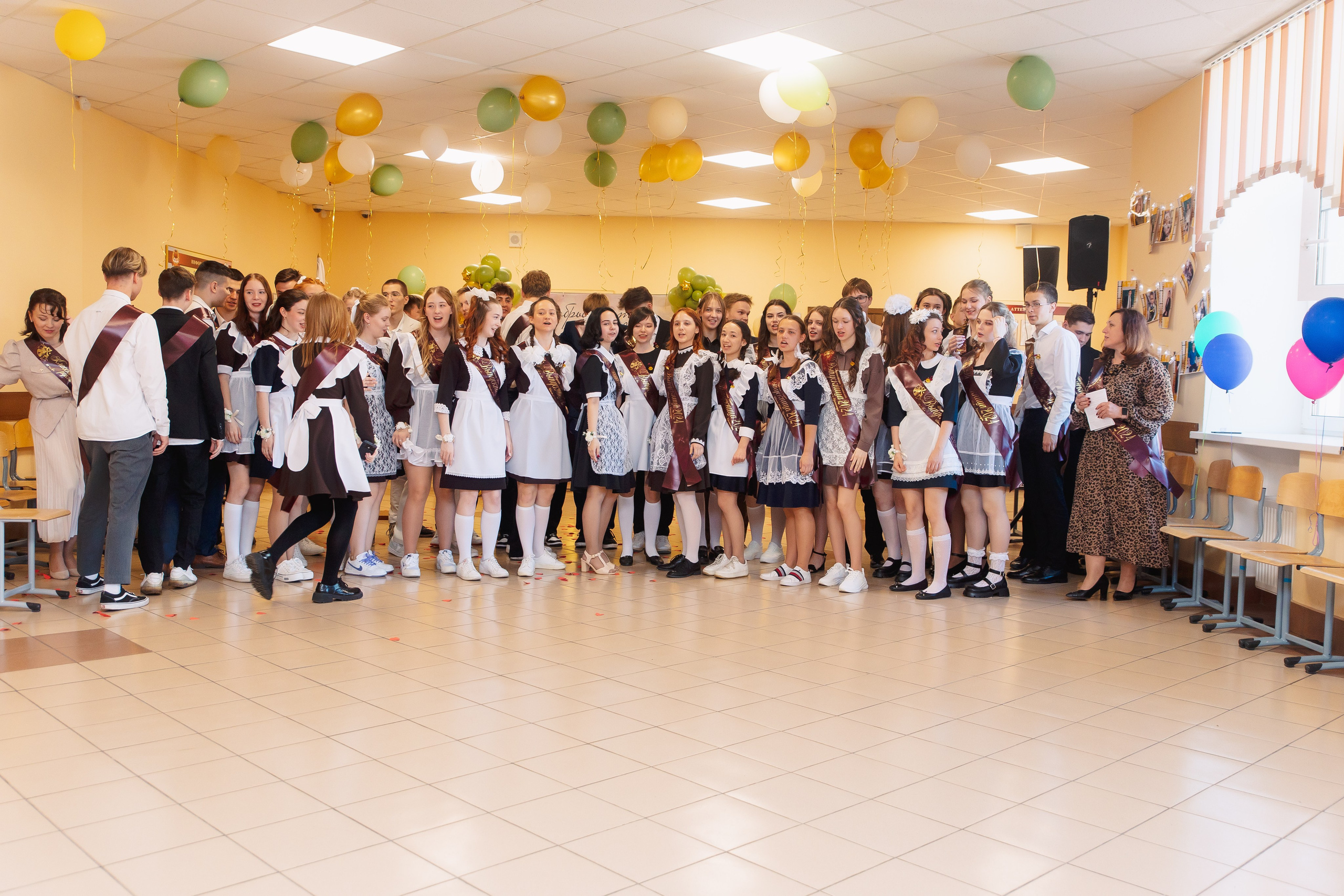 Последний звонок. Фотограф в Кронштадте и Санкт-Петербурге Анастасия Коваленко