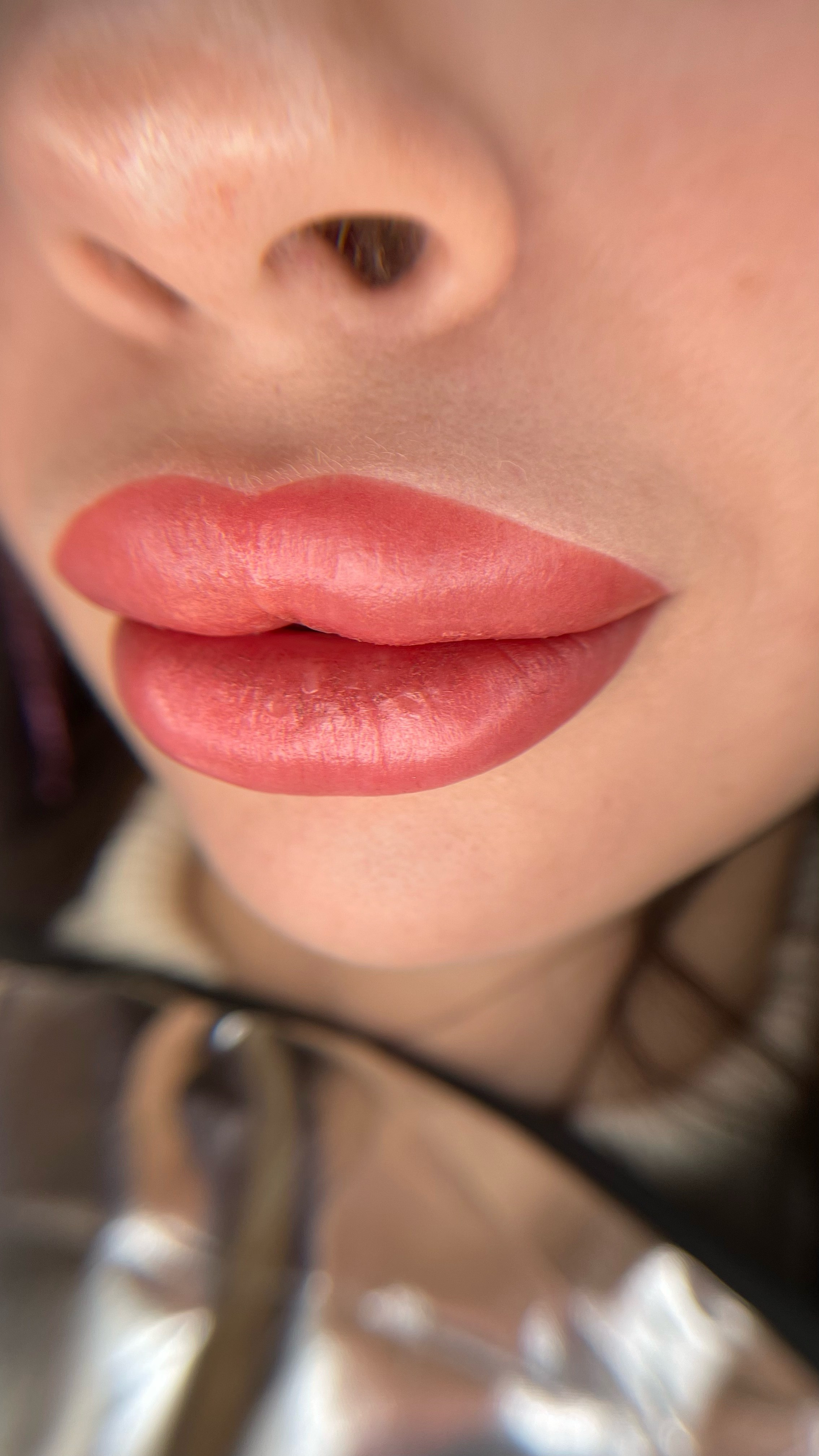 ГУБЫ сразу после процедуры. Перманентный макияж и удаление старого татуажа в Ростове-на-Дону Дарья Исакова