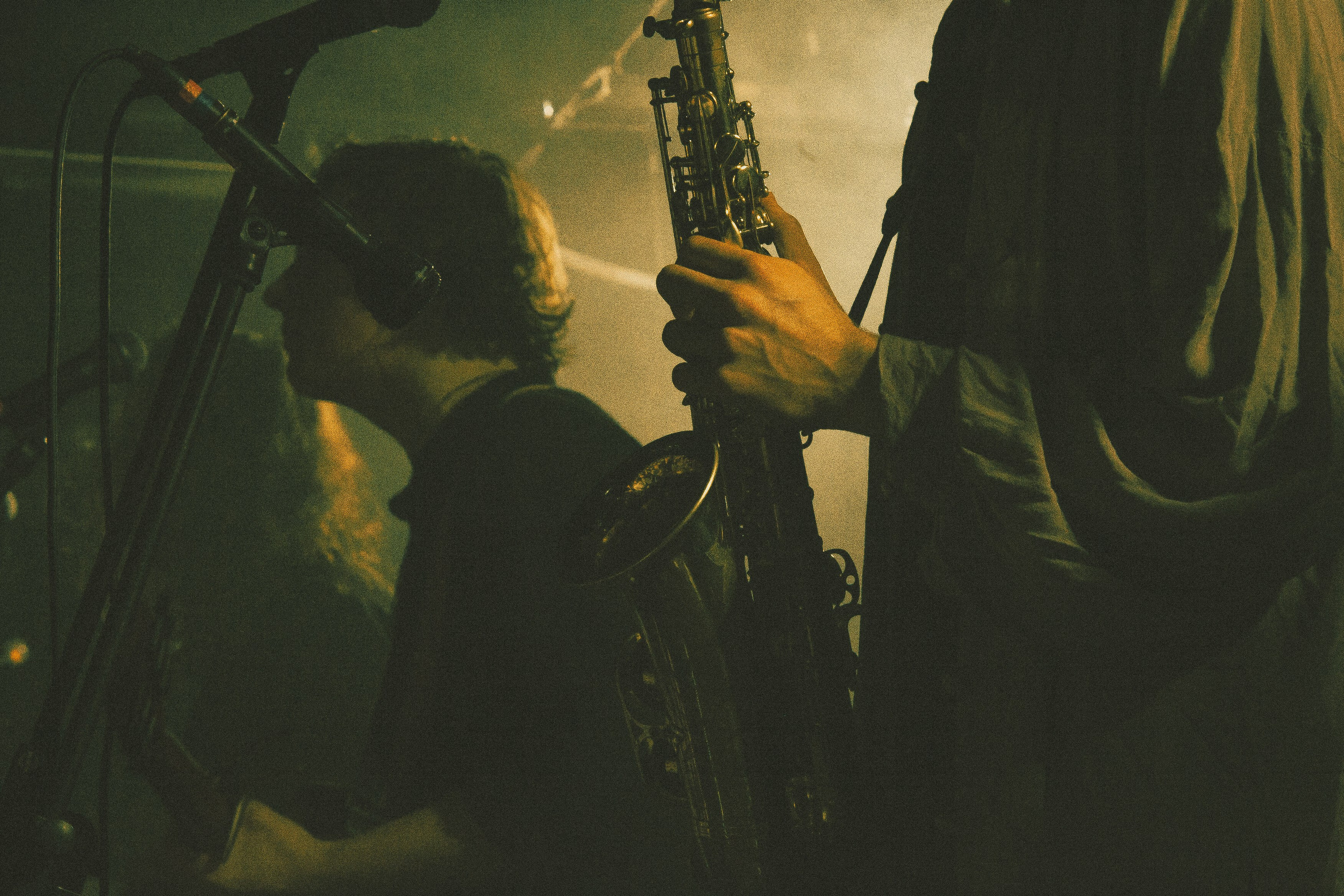 Концерт «Бонд с Кнопкой» 16тонн. Портретный и художественный фотограф в Москве